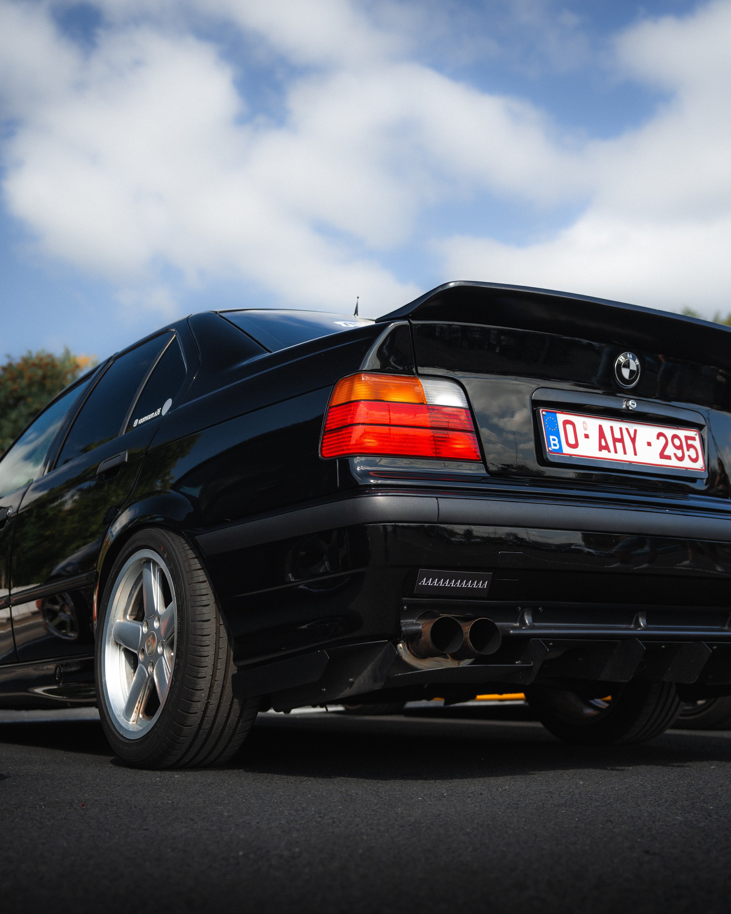 Inkart cars karts coffee yelu yenthe lufin puurs fotograaf puurs architectuur event automotive