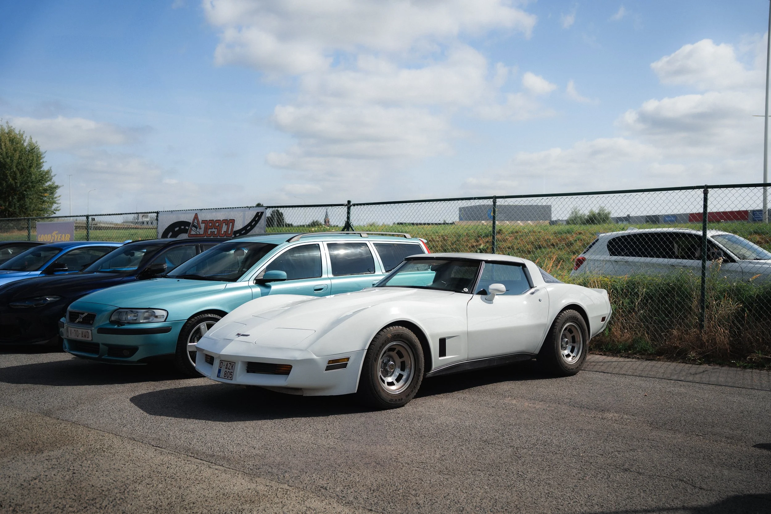 Inkart cars karts coffee yelu yenthe lufin puurs fotograaf puurs architectuur event automotive