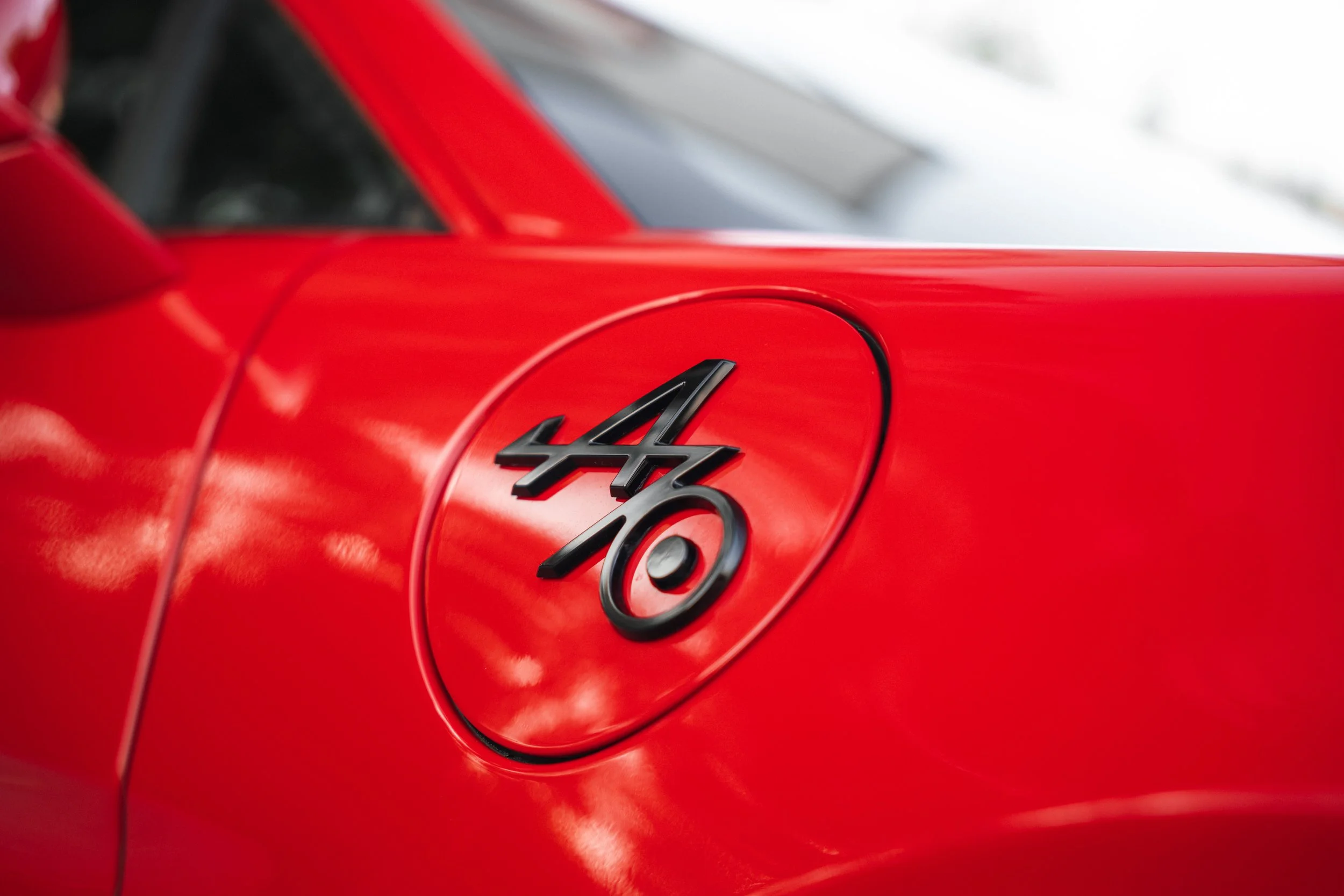 Alpine A110 yelu-6.jpg