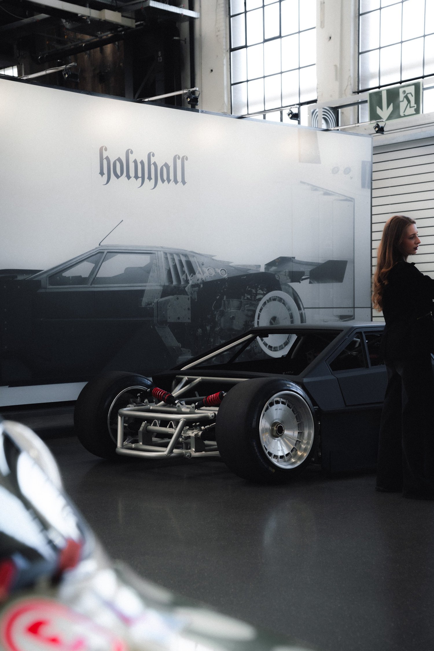 Holyhall ESP ONE automotive fotografie, fotograaf Puurs, Antwerpen, yelu visuals