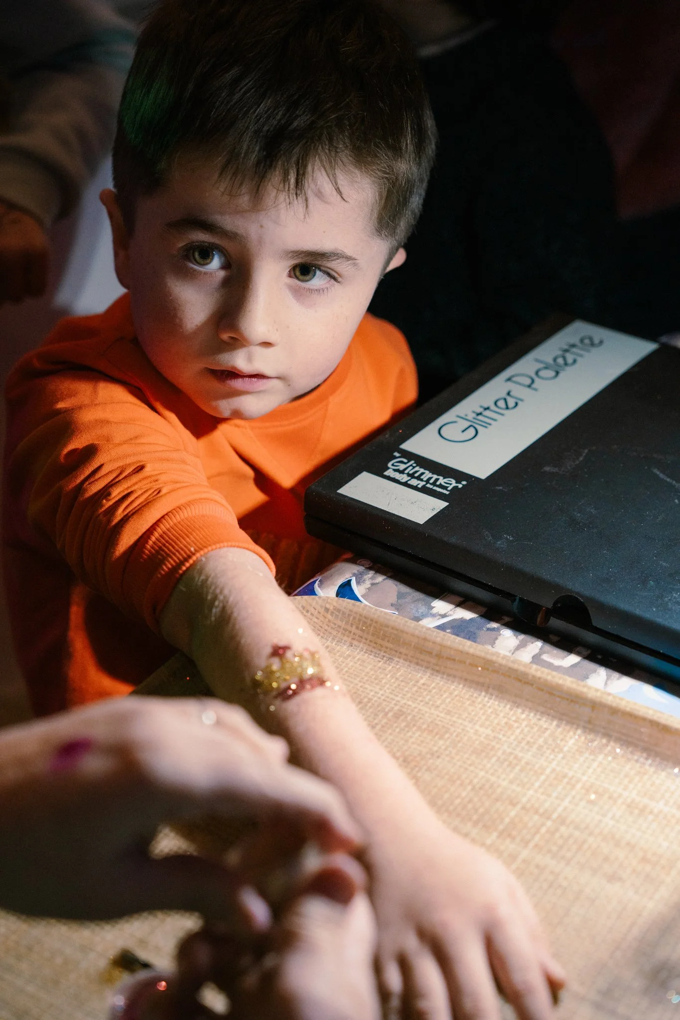 Fituur de statie ruisbroek 10 jaar yelu yenthe lufin puurs fotograaf puurs architectuur event automotive
