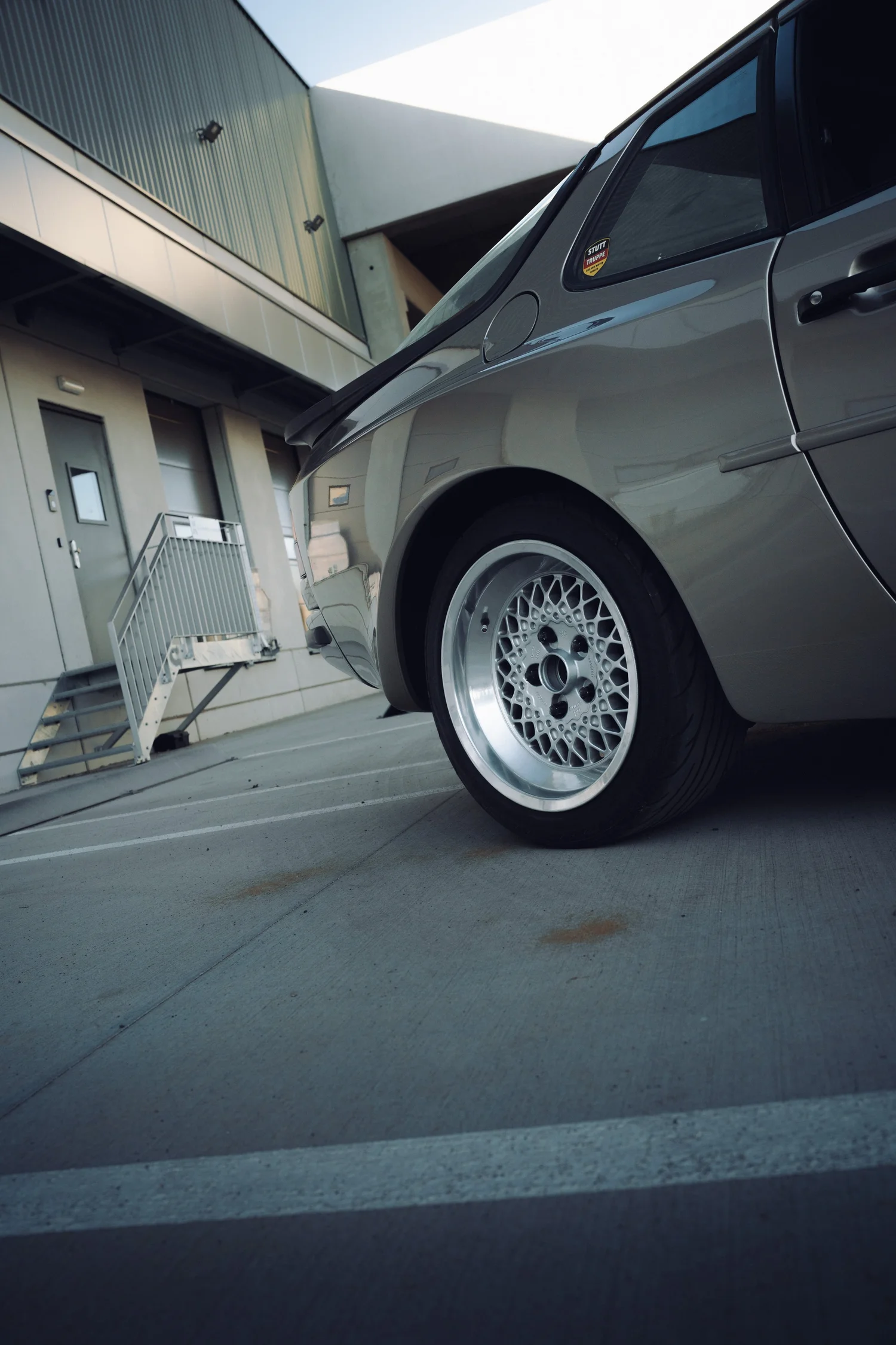 Porsche op locatie, automotive fotografie, fotograaf Puurs, yelu visuals