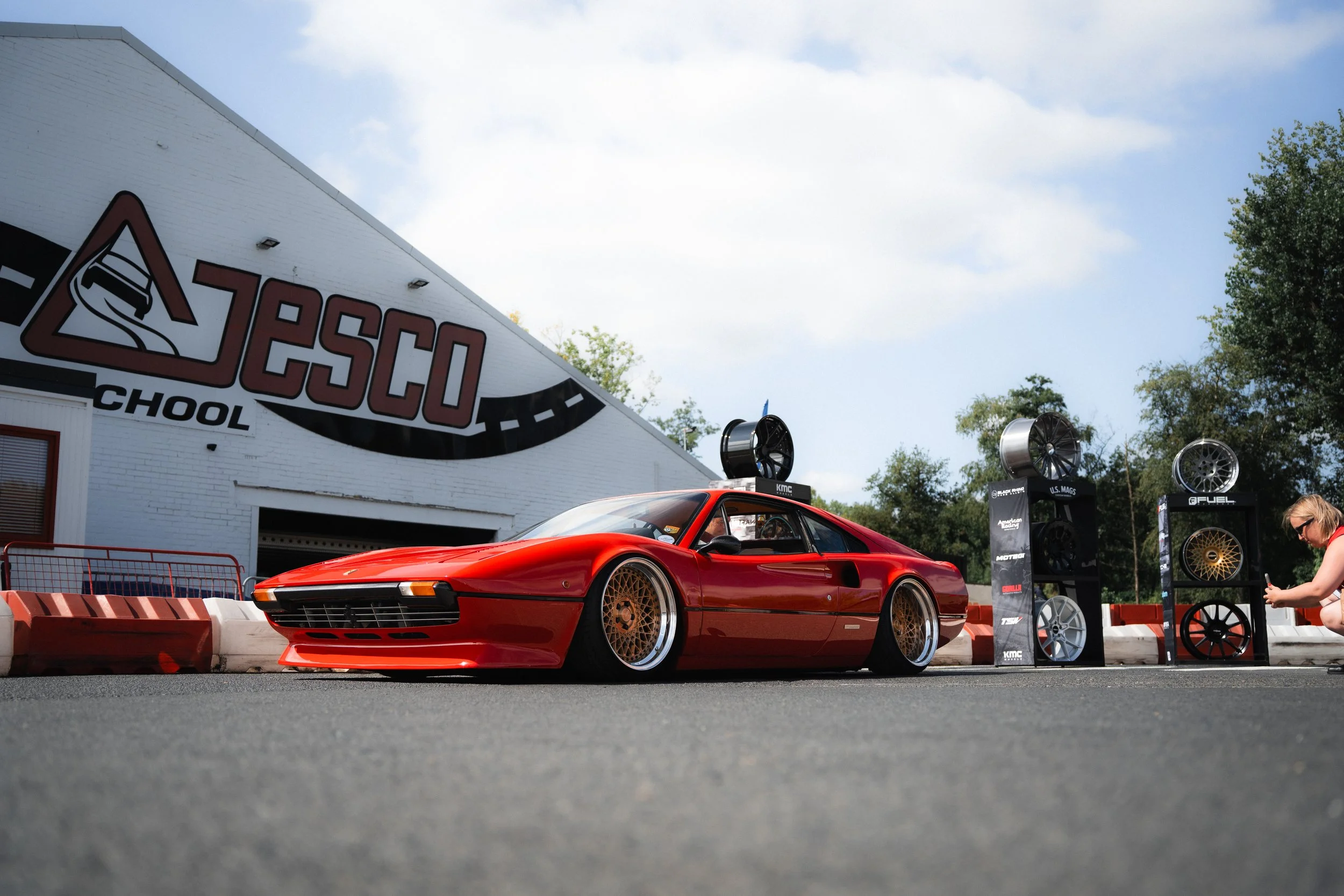 Inkart cars karts coffee yelu yenthe lufin puurs fotograaf puurs architectuur event automotive