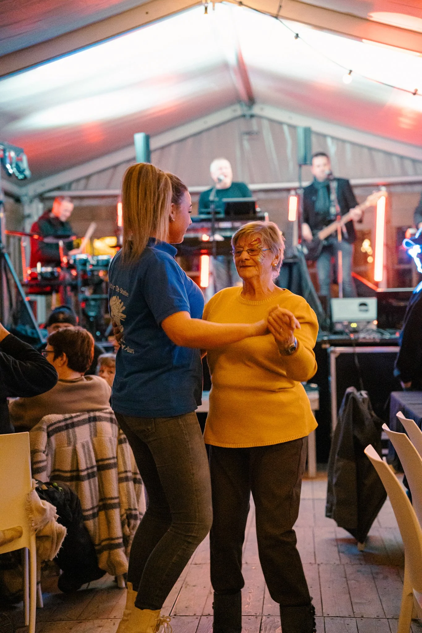 Frituur De Statie, sfeerbeeld, event fotografie, fotograaf Antwerpen, yelu visuals