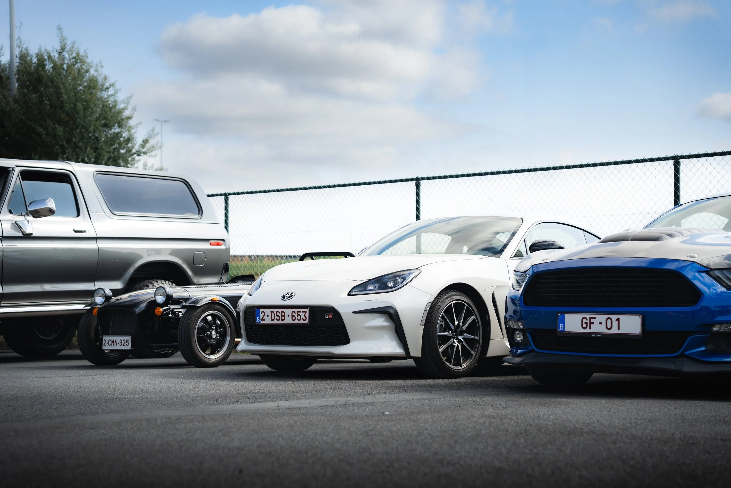 Inkart cars karts coffee yelu yenthe lufin puurs fotograaf puurs architectuur event automotive