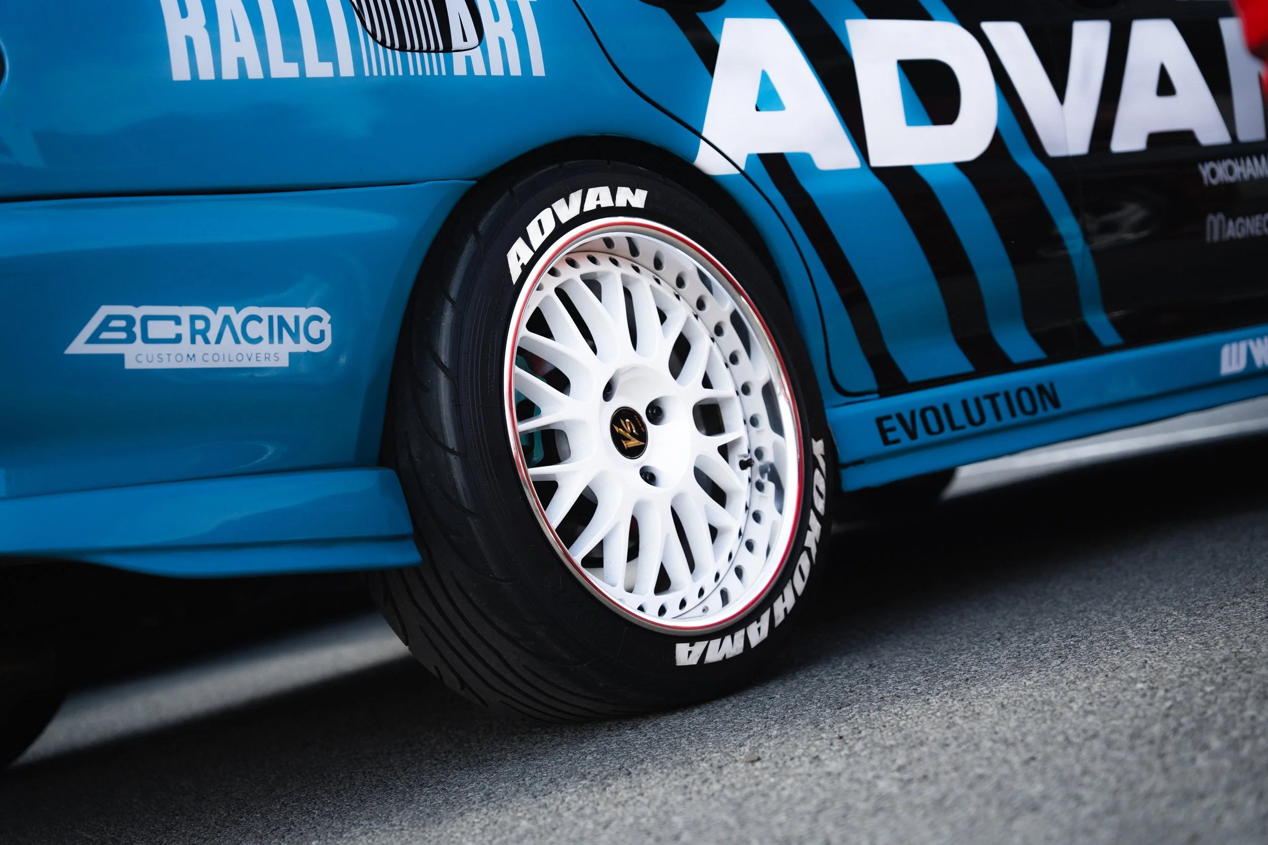 Inkart cars karts coffee yelu yenthe lufin puurs fotograaf puurs architectuur event automotive