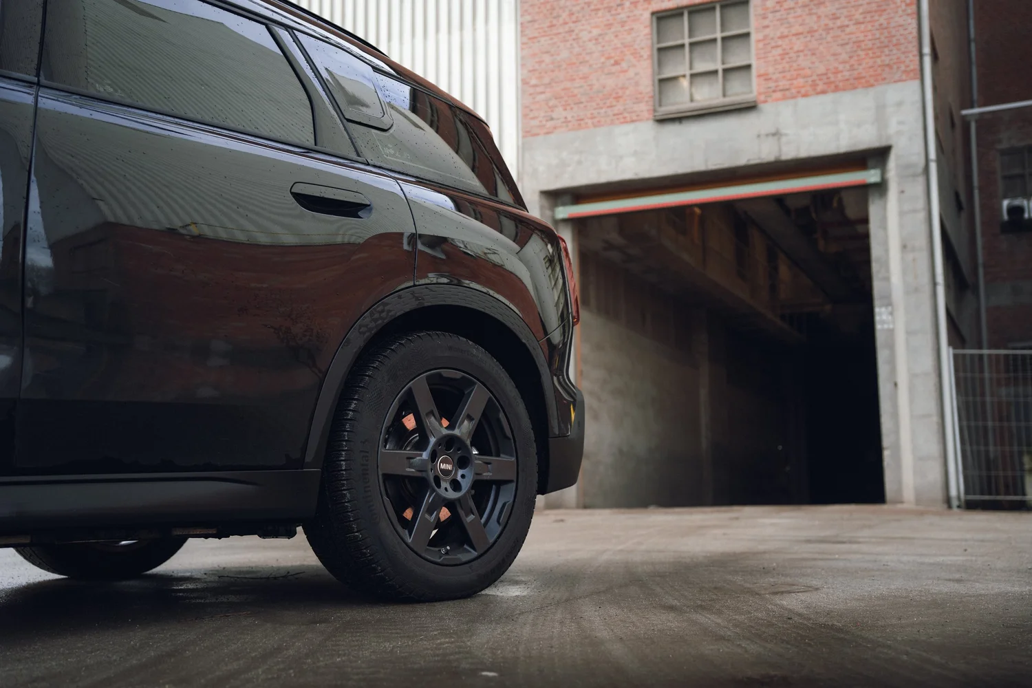 Mini Countryman Electric, commercial autofotografie, fotograaf Puurs, yelu