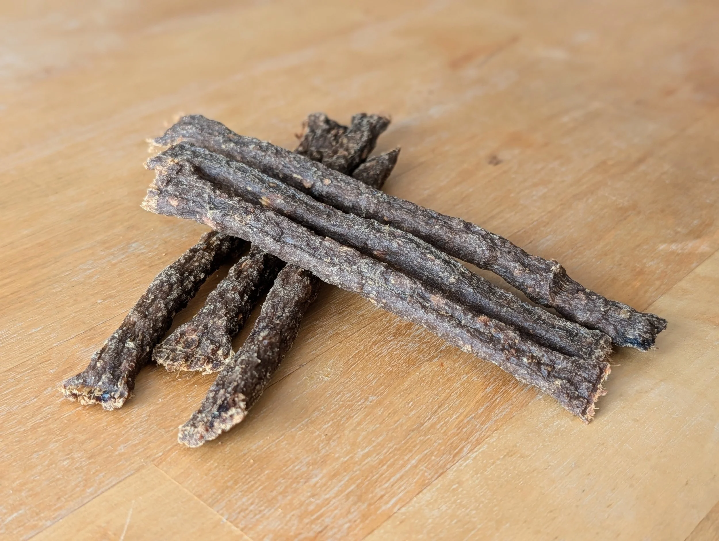 Mastication naturelle : Batons de bœuf séchées au colostrum