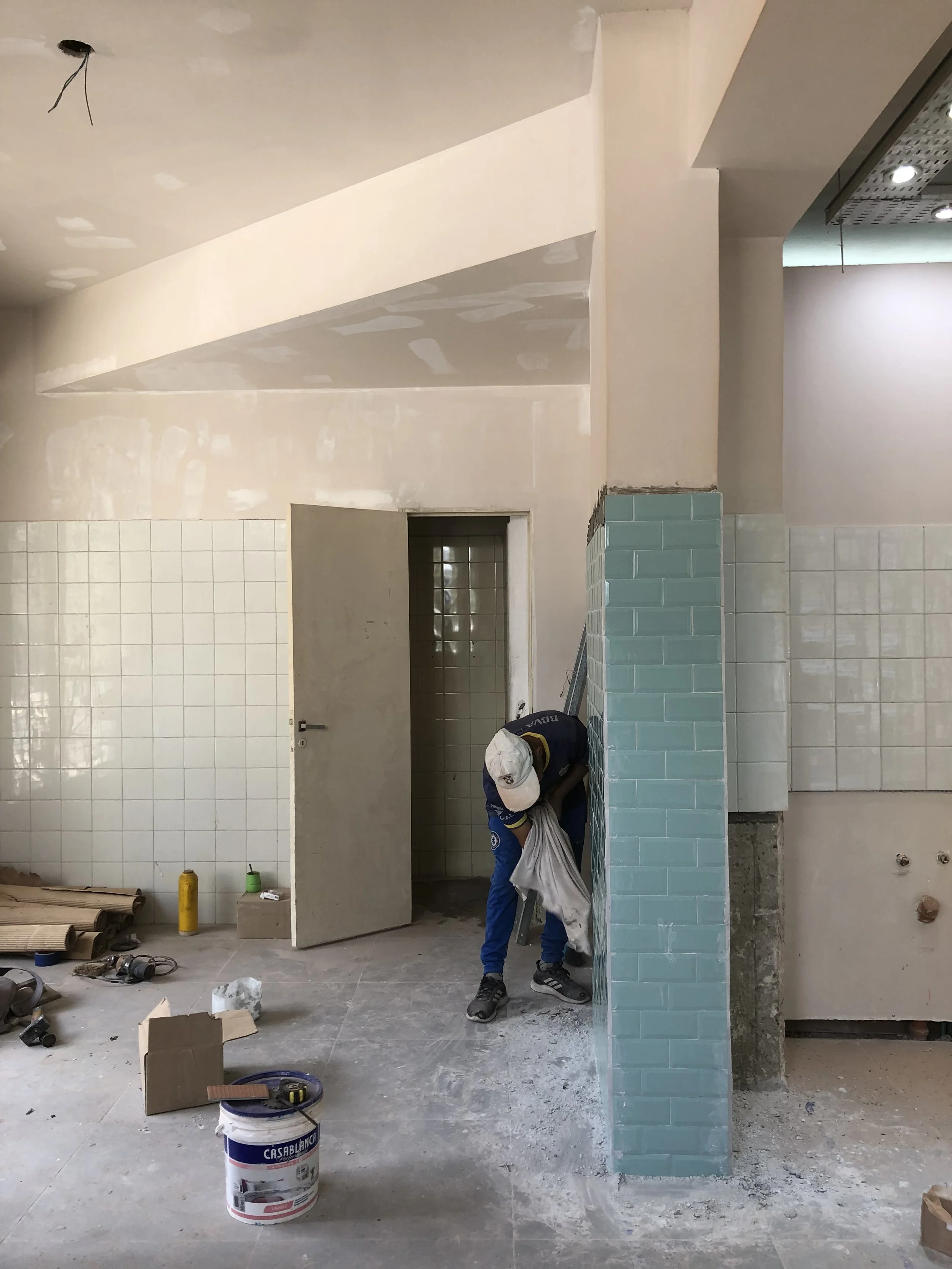 OBRA AF / Reforma integral / Categoría: Comercial / 40 m2. / Locación: Caballito, Buenos Aires.