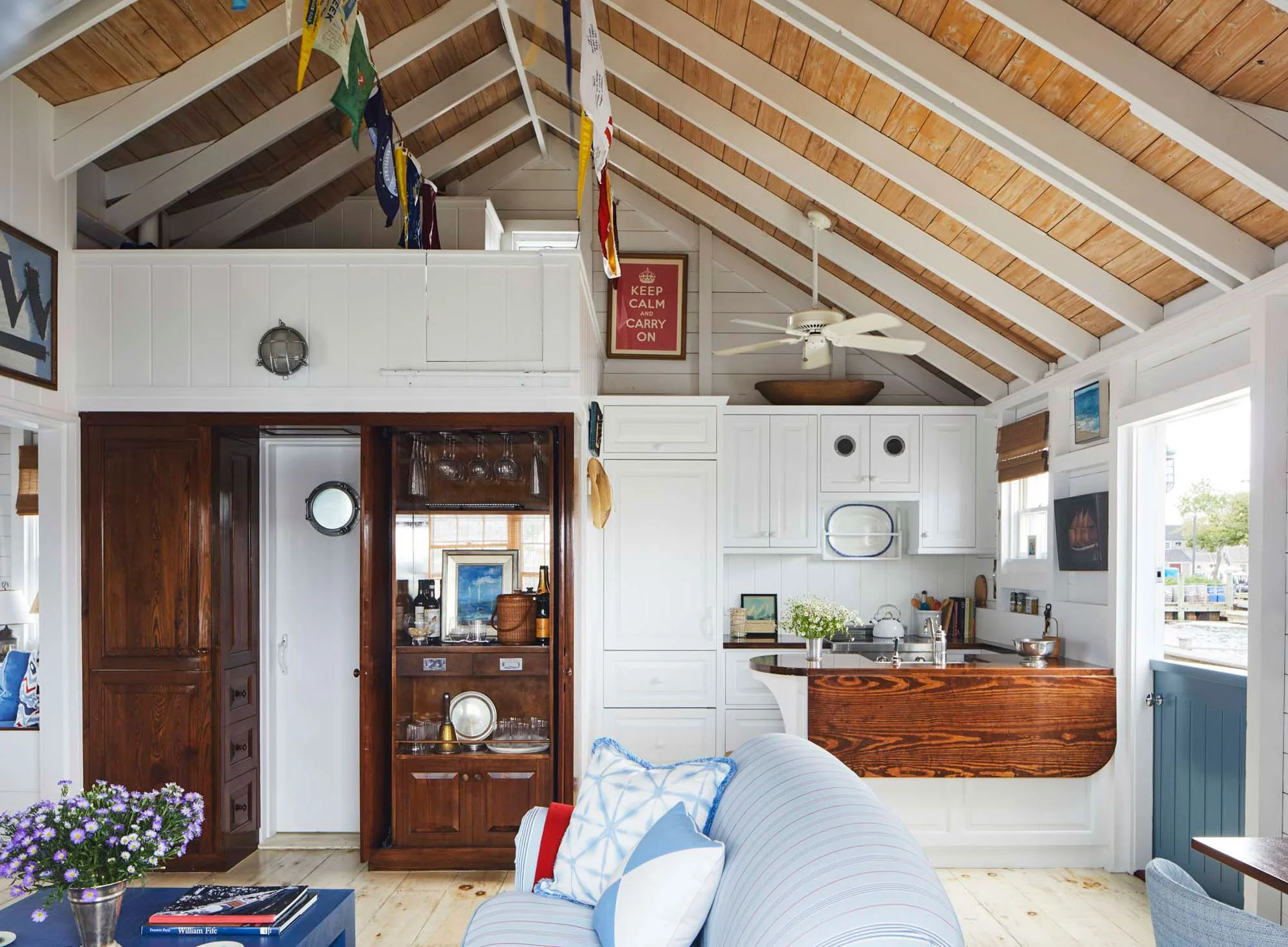 2338_GM_EdwardCarey_BoatHouse_188.jpg