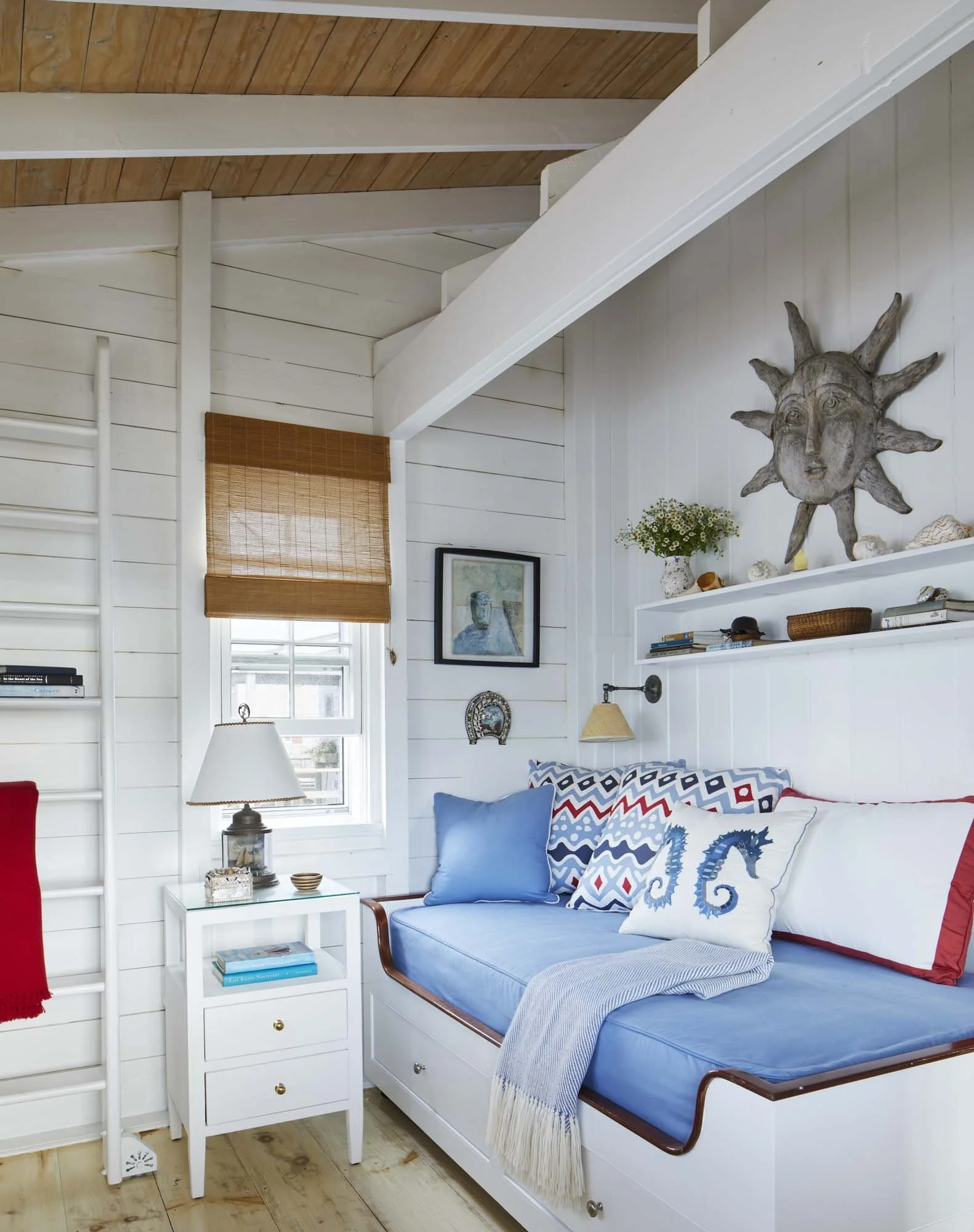 2338_GM_EdwardCarey_BoatHouse_384.jpg
