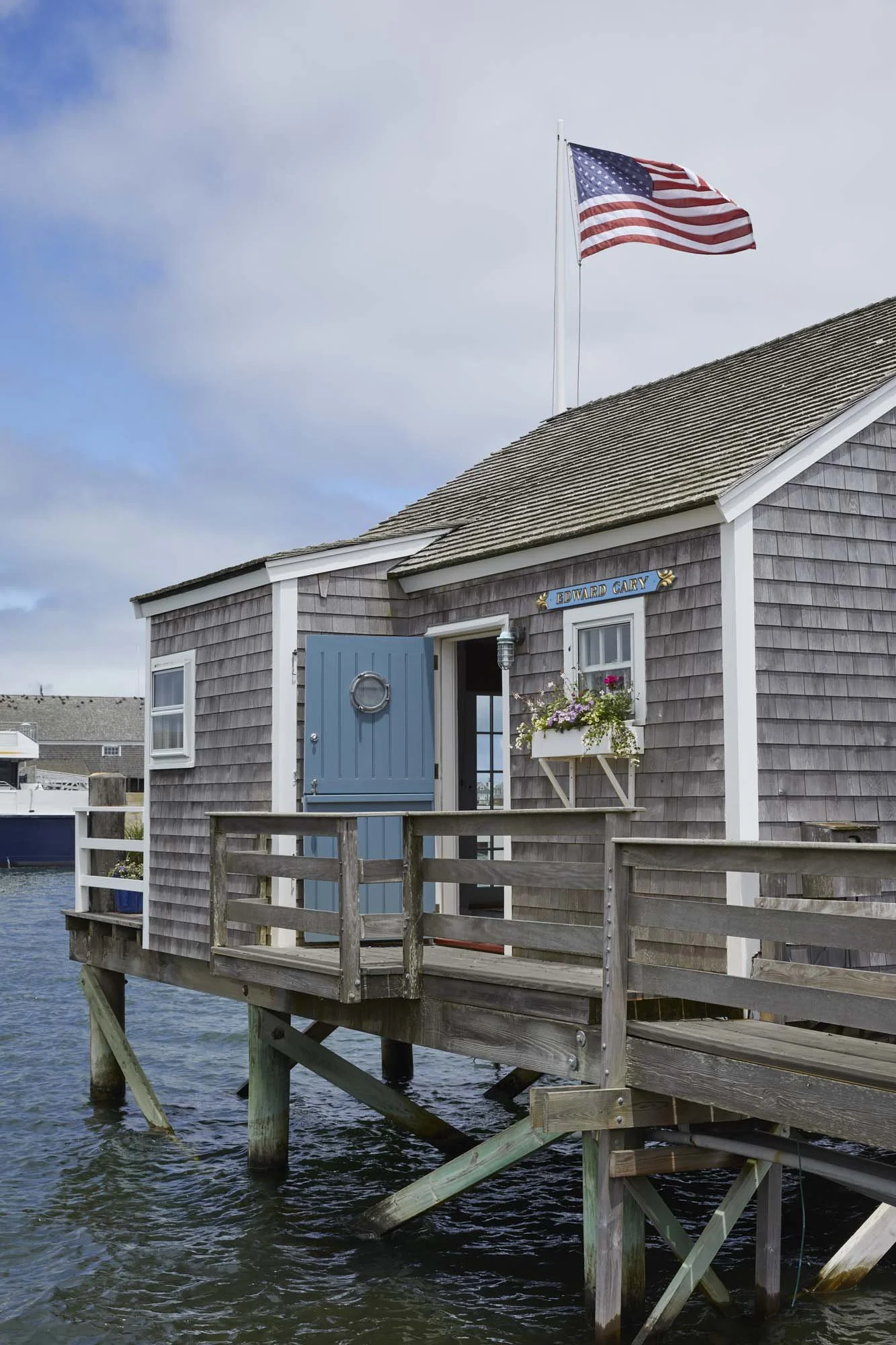 2338_GM_EdwardCarey_BoatHouse_041.jpg