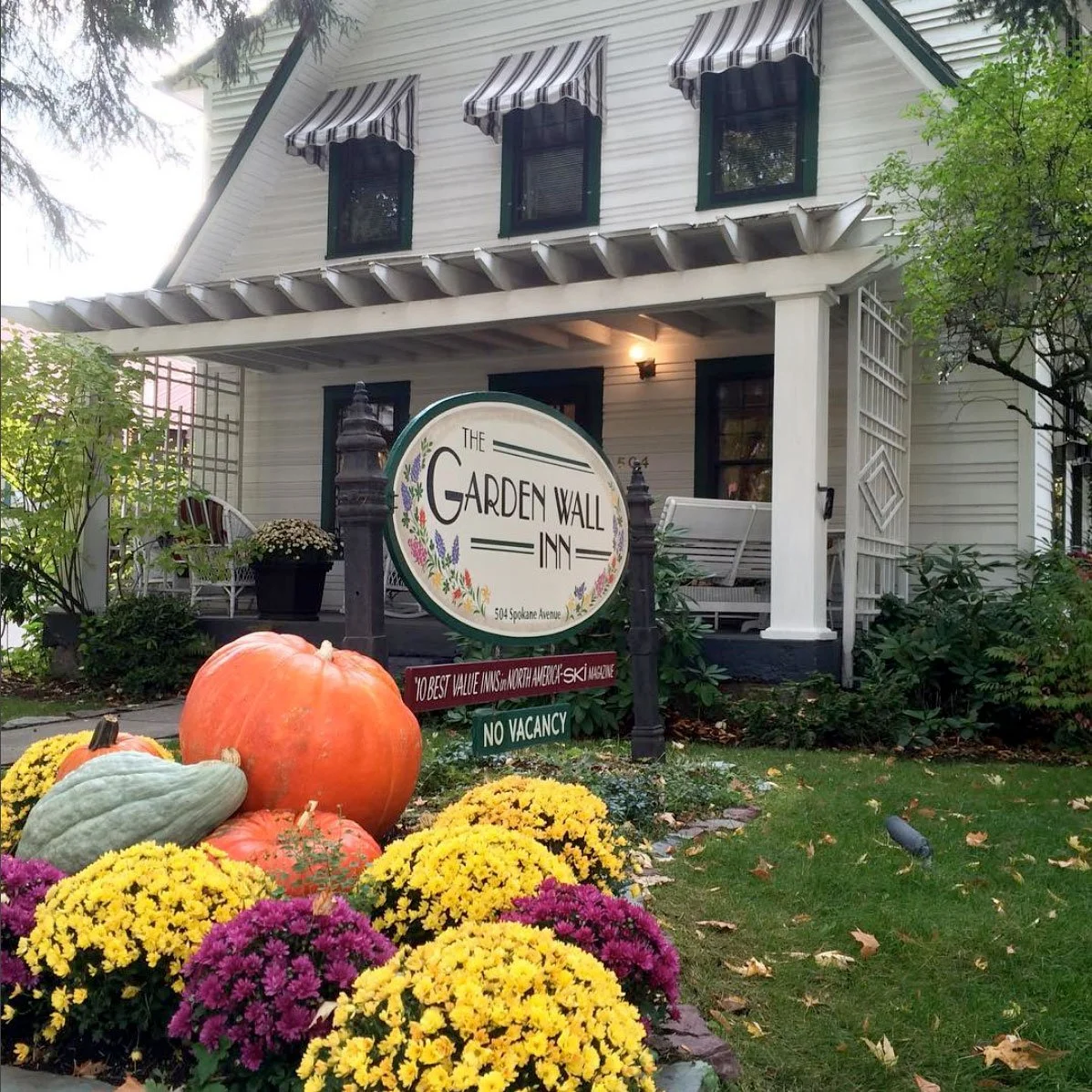 Autumn at Garden Wall Inn.
