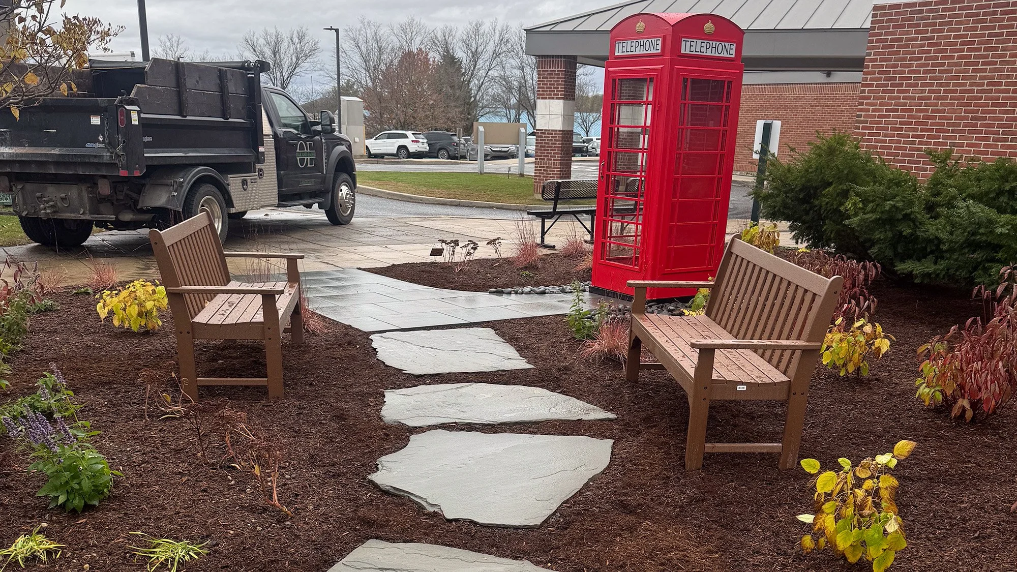 The garden and wind phone offer a quiet space for hospital visitors, nurses, doctors, and staff.