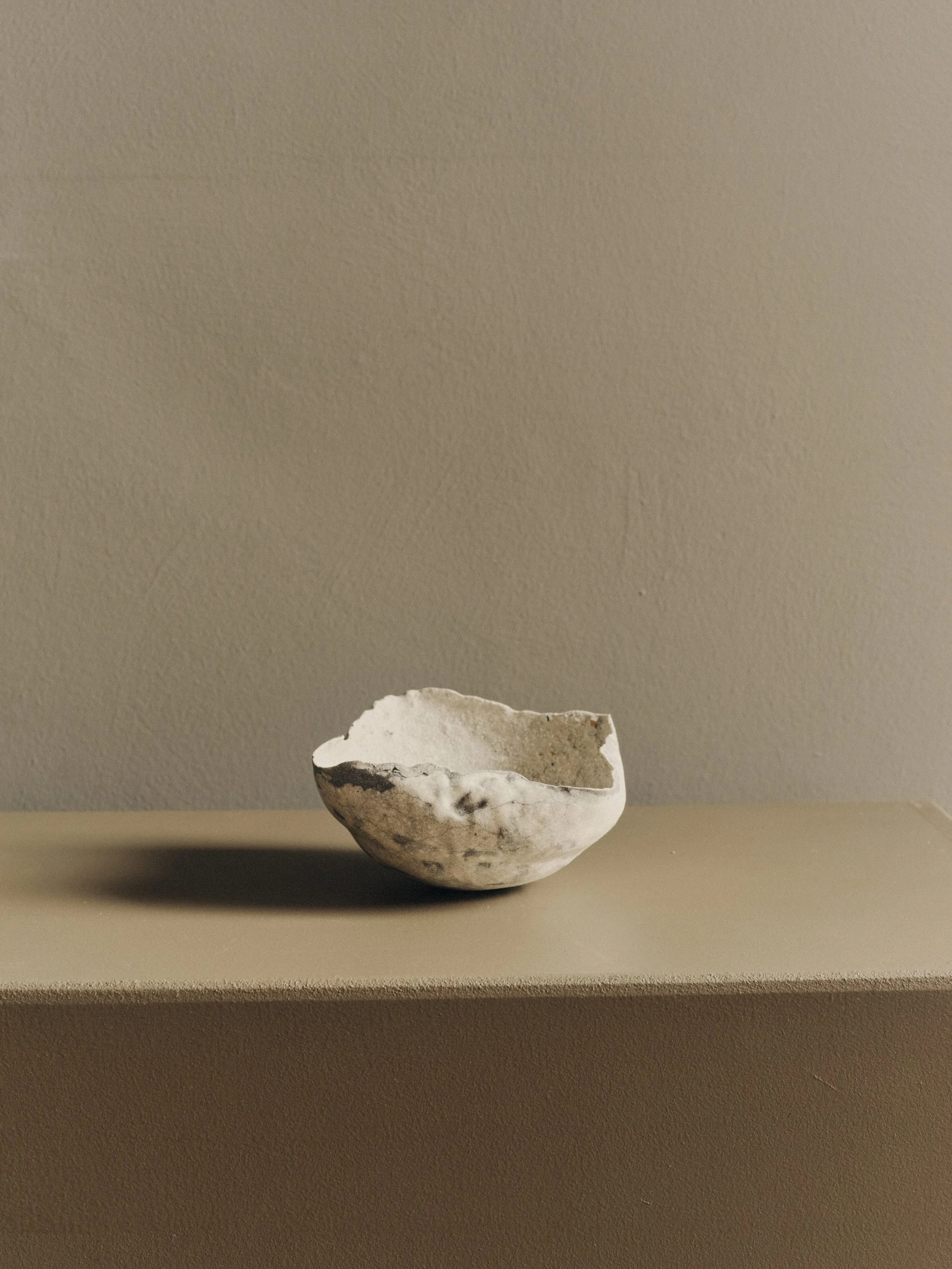 EGGSHELL CERAMIC #18