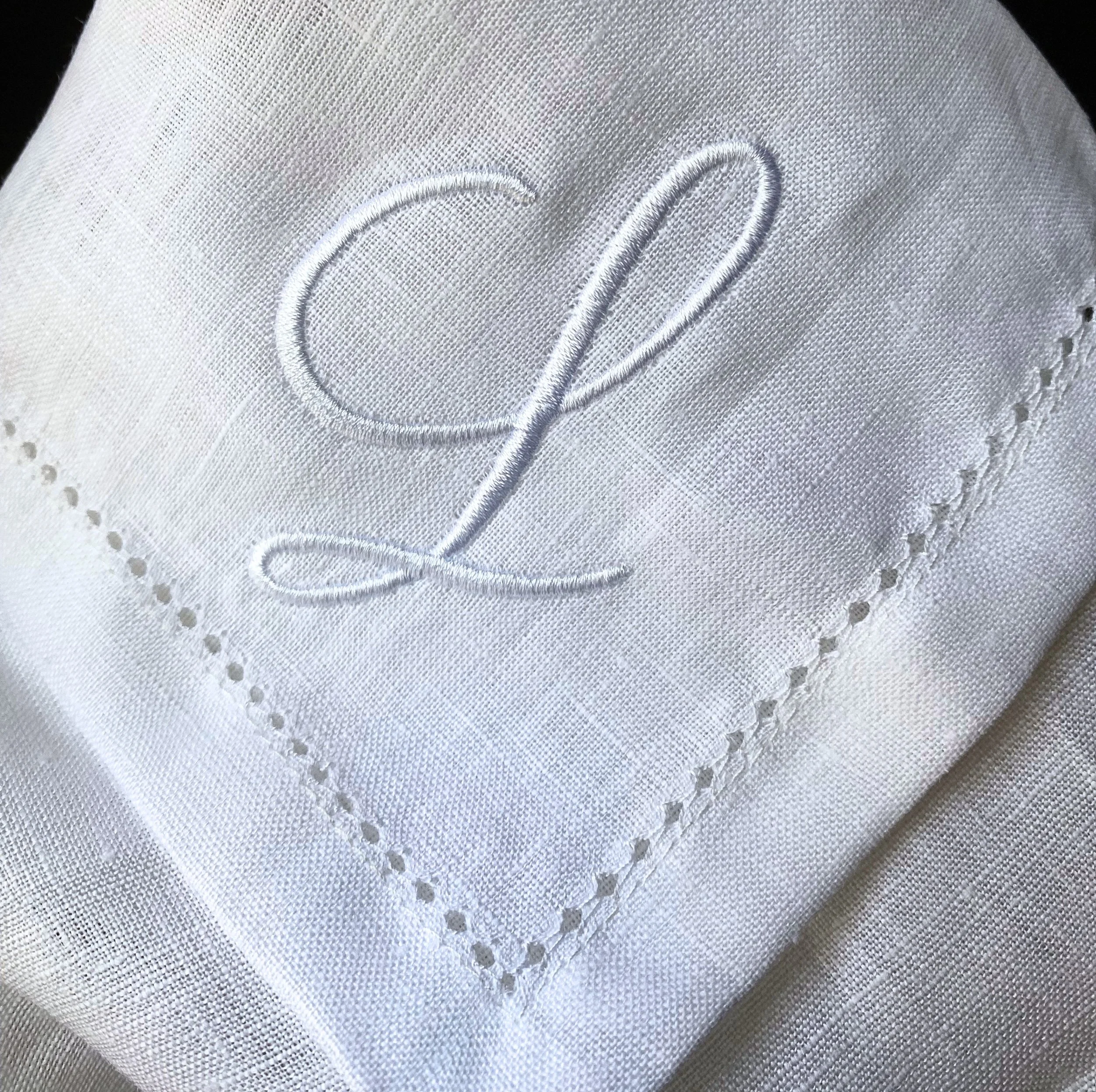 Linen Initial Monogrammed Napkin with Letter L