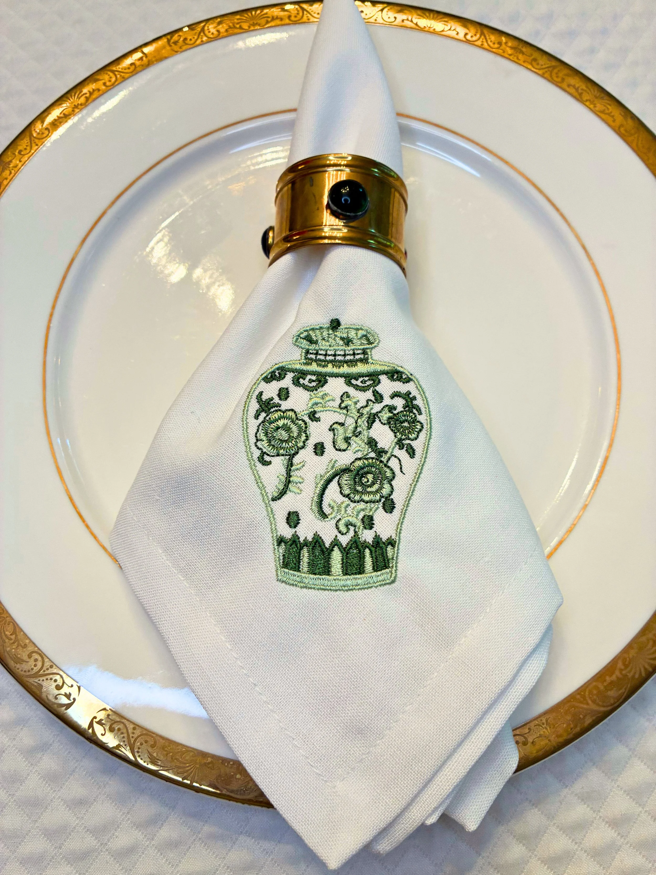 Green Chinoiserie Ginger Jar Embroidered Linen and Cotton Dinner Napkins