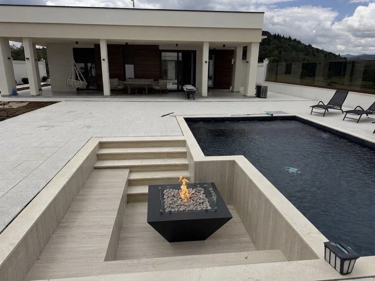 Grand kamin black
