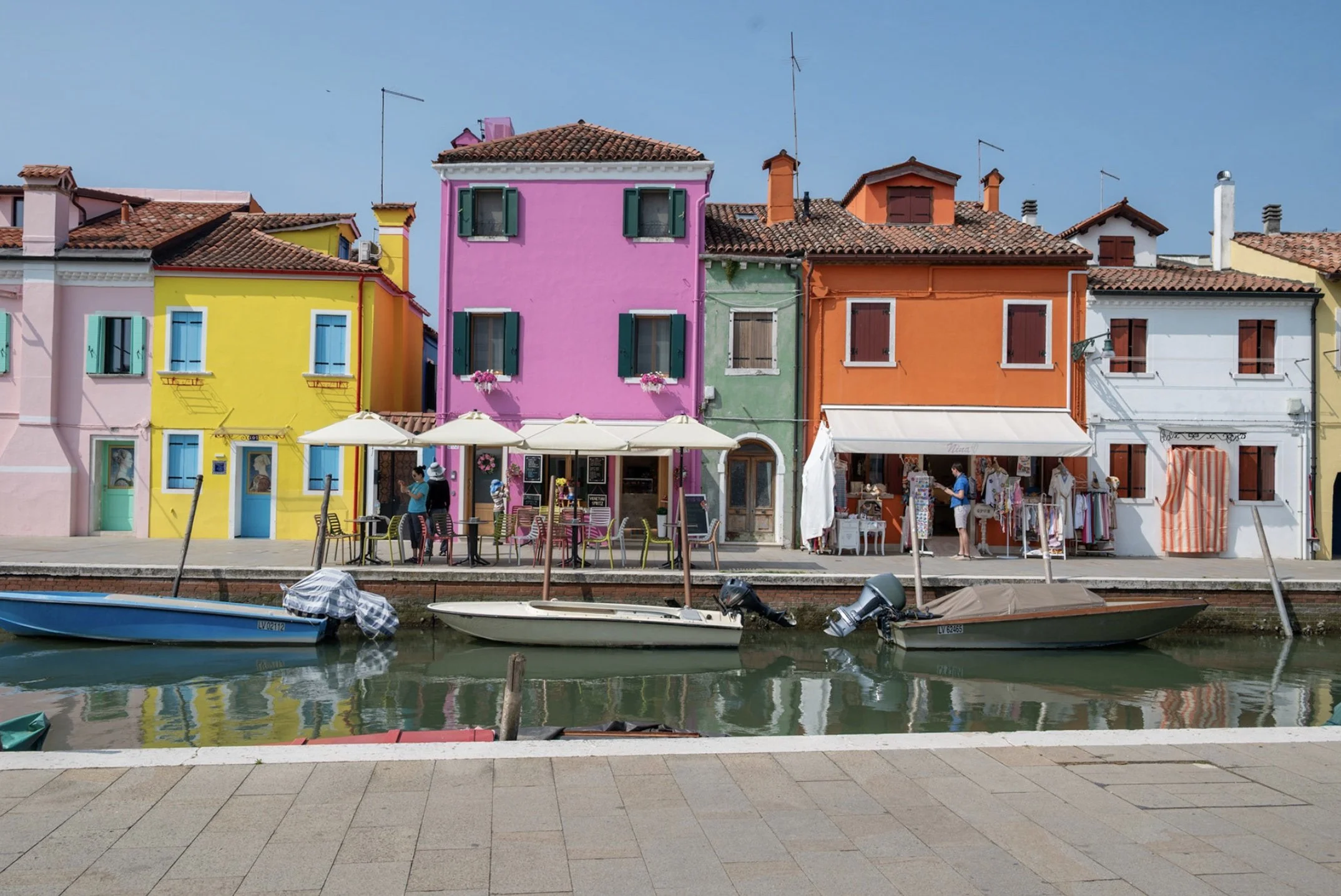 Haley Johnston; Colorful Burano; Photography; no further information; Email: haleyrjohnston92@gmail.com