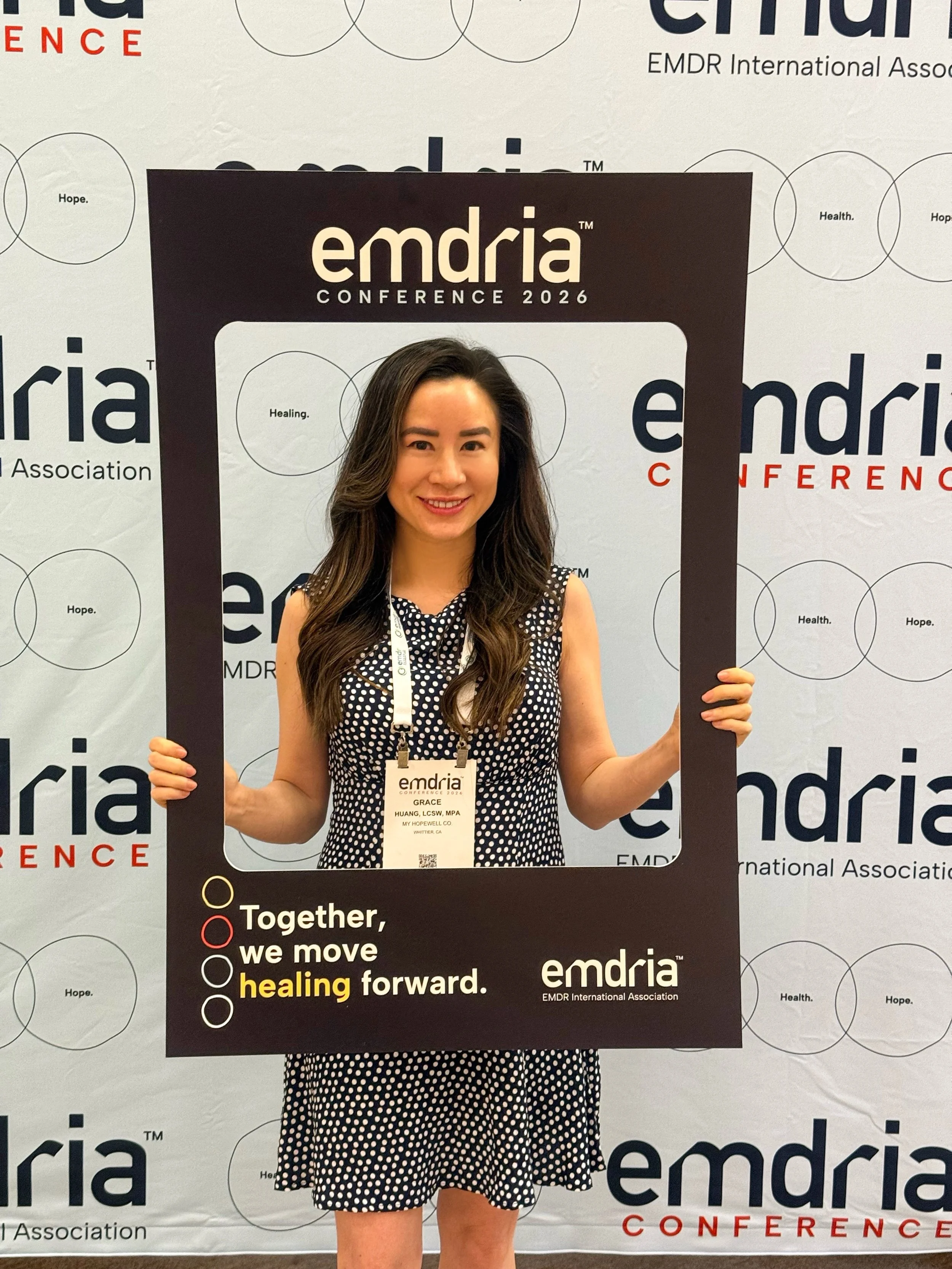 My first EMDRIA Conference! ✨ So grateful to @emdr_ia for an inspirational conference with brilliant minds, knowledgable speakers and met new therapist friends. What a wonderful opportunity to learn alongside clinicians who care deeply about EMDR. 💖