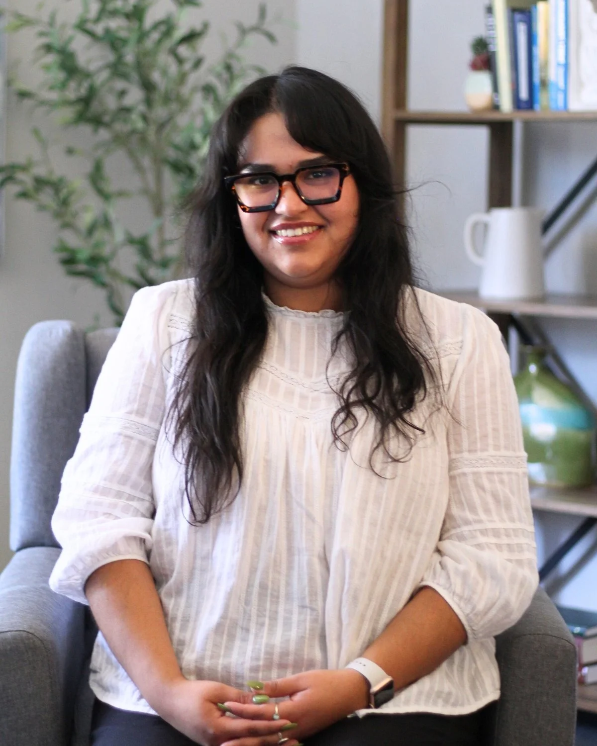 Kenia Bustos, Licensed Marriage and Family Therapist at CIFT Counseling in Costa Mesa and Santa Ana, CA