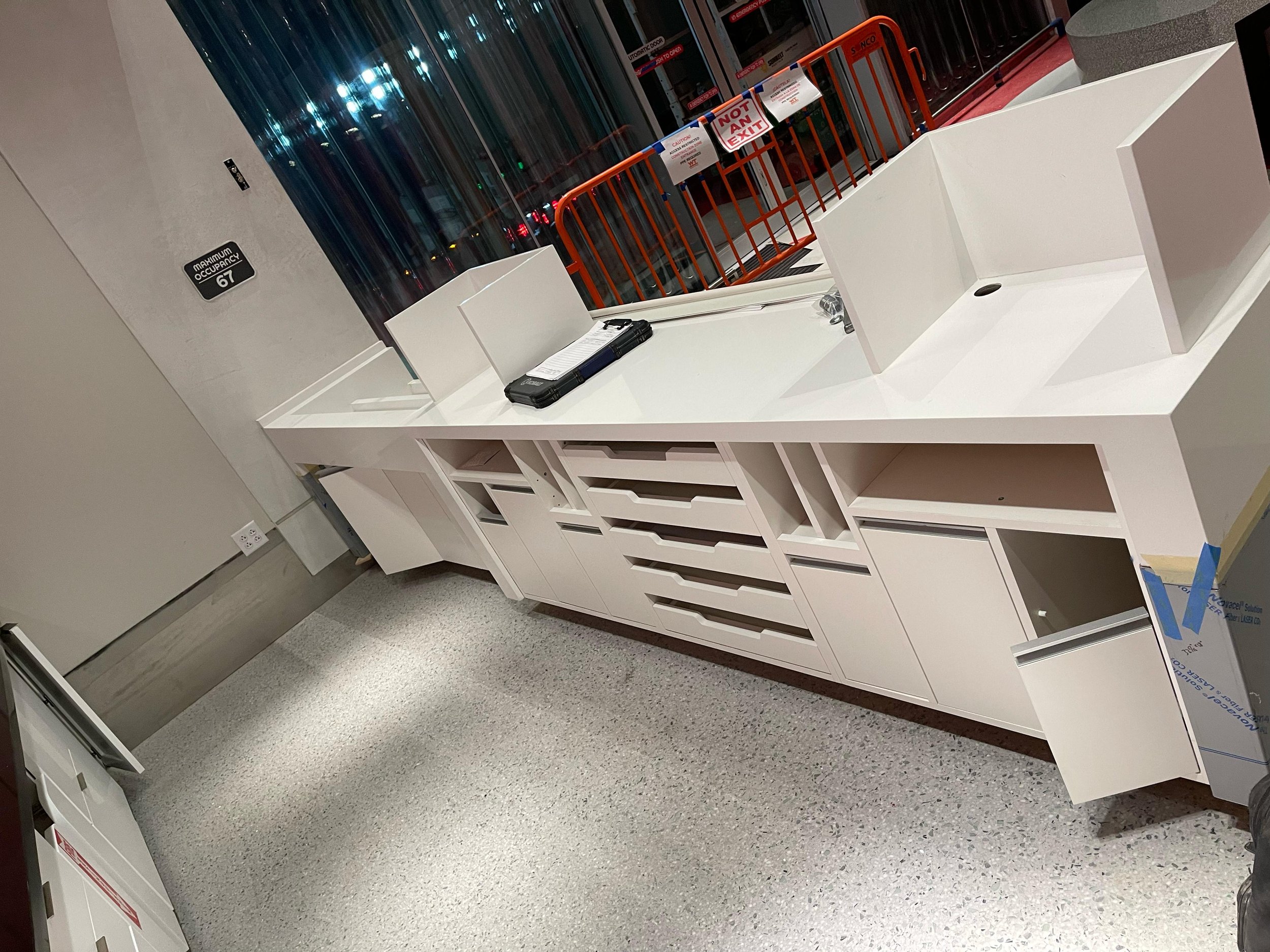 Solid Surface Countertop & Vanity Fabrication & On-Site Seamless Installation
