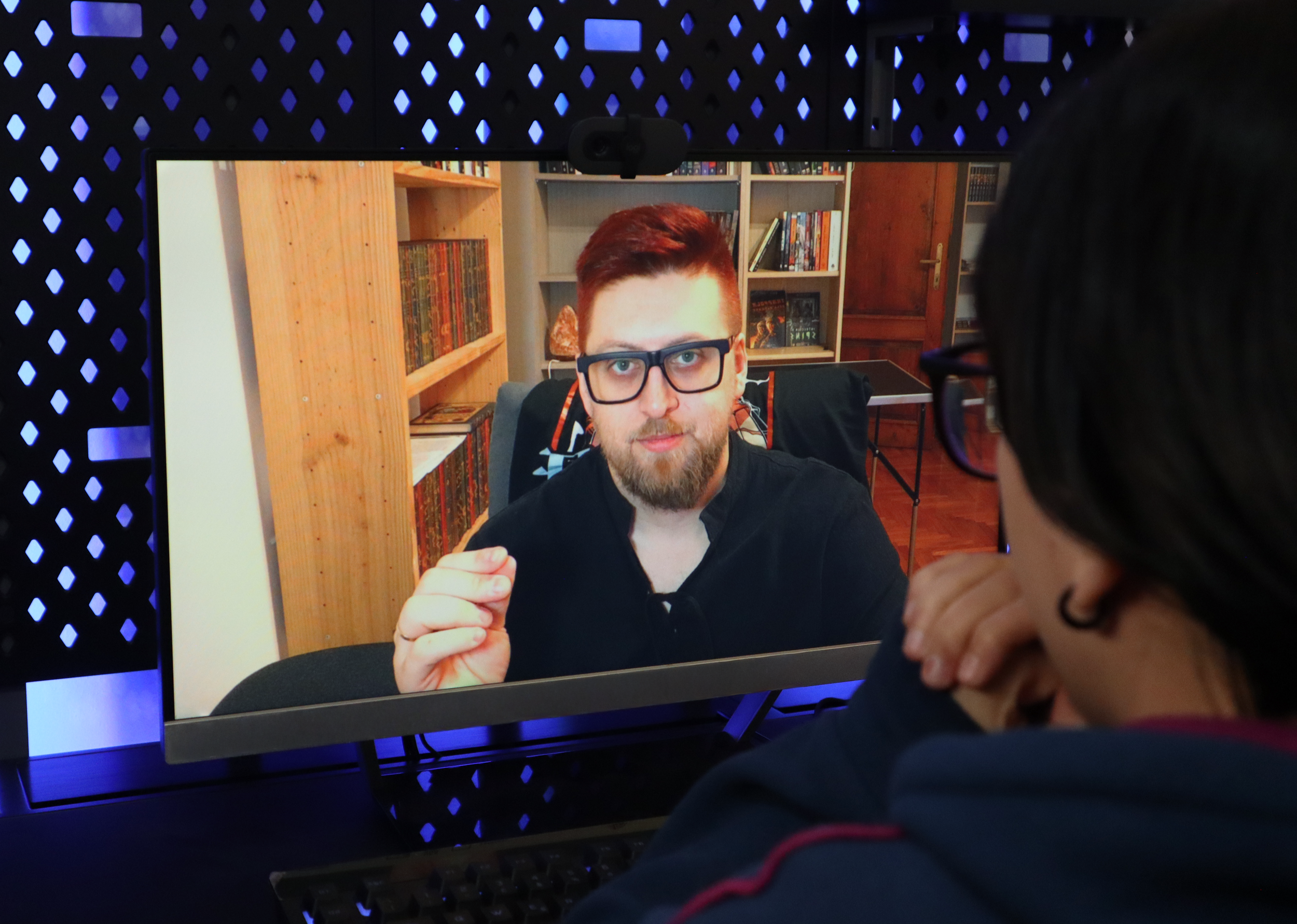 Foto di Alvin Miller durante una videocall per il suo servizio di Coaching