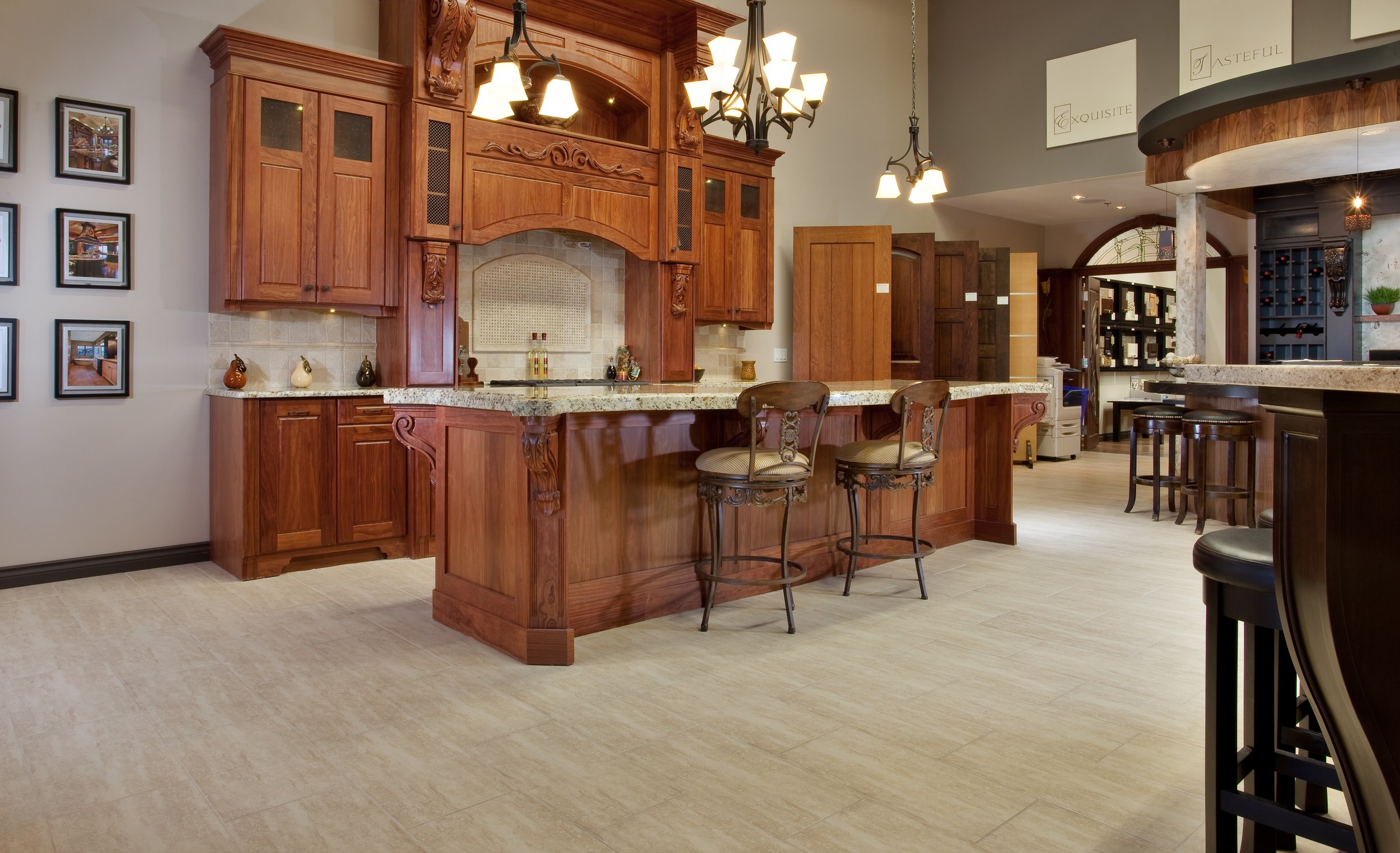 16 CUCINA NATURAL STONE FLOOR.jpg