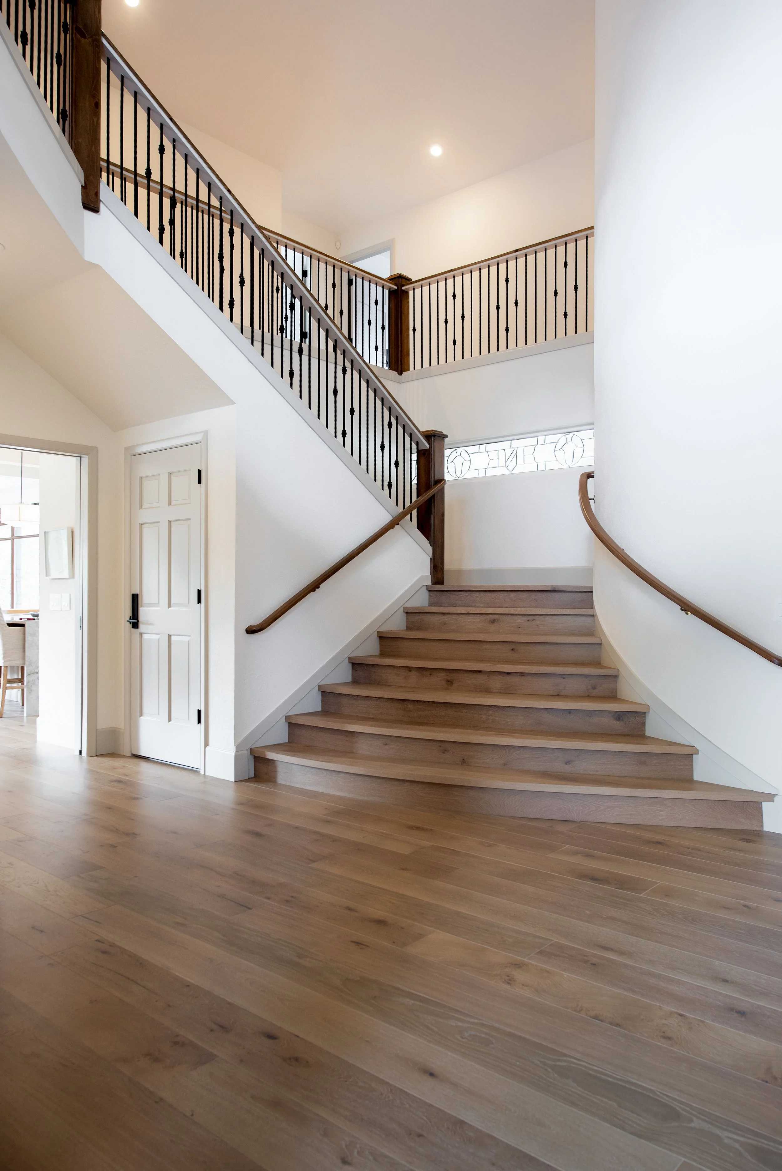 hardwood flooring white oak