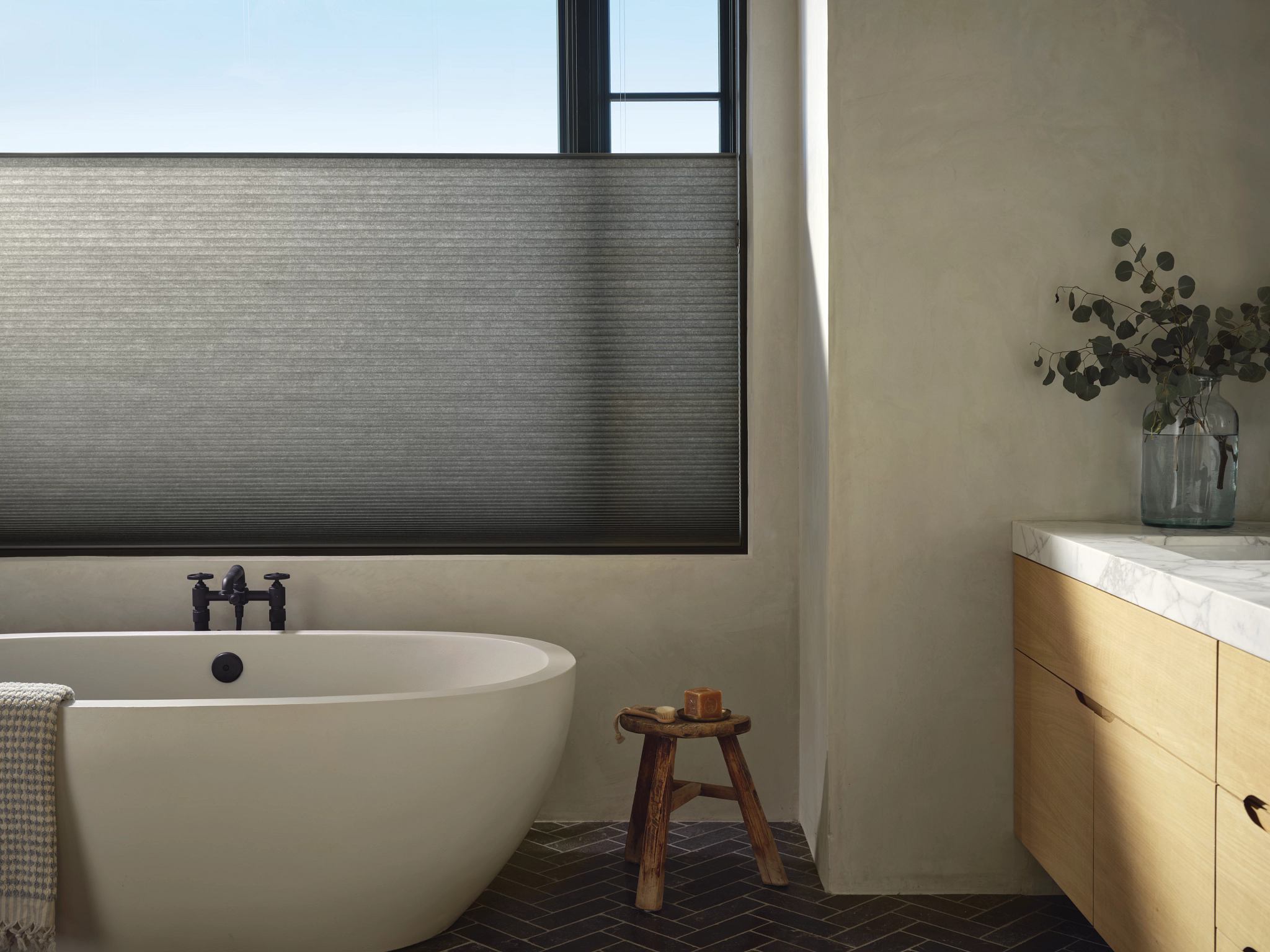 hunter douglas blinds kelowna