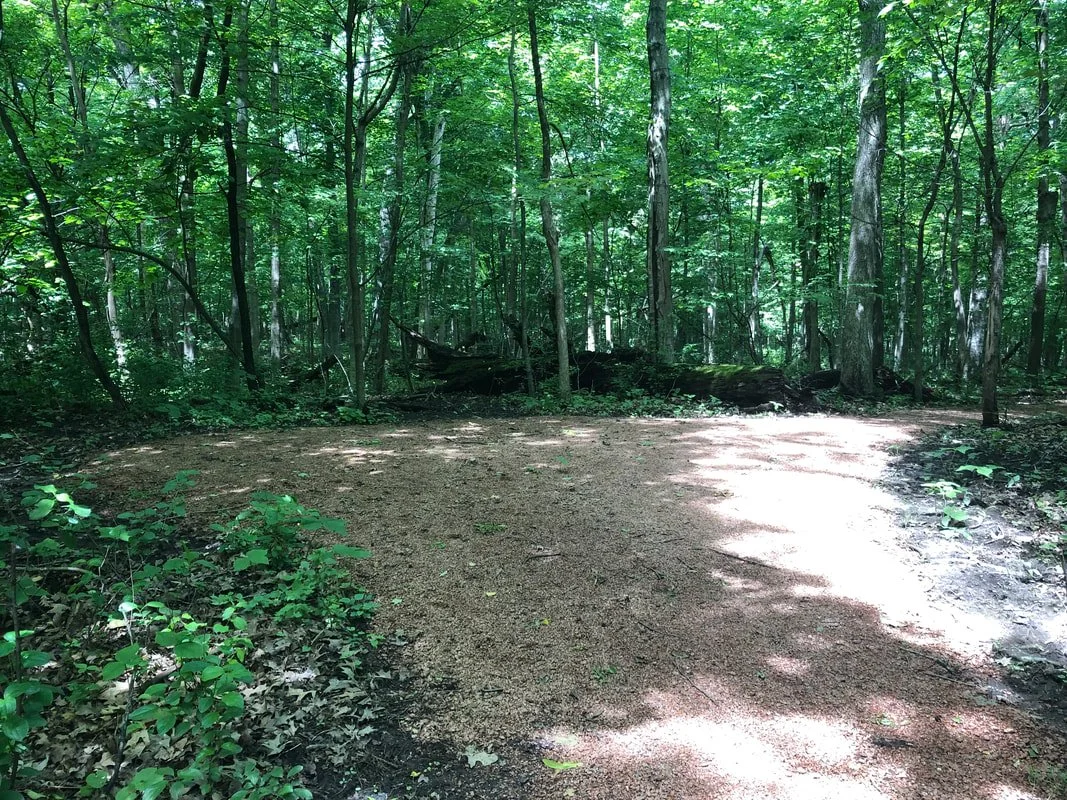 Another example of a turn around or rest area along the trail