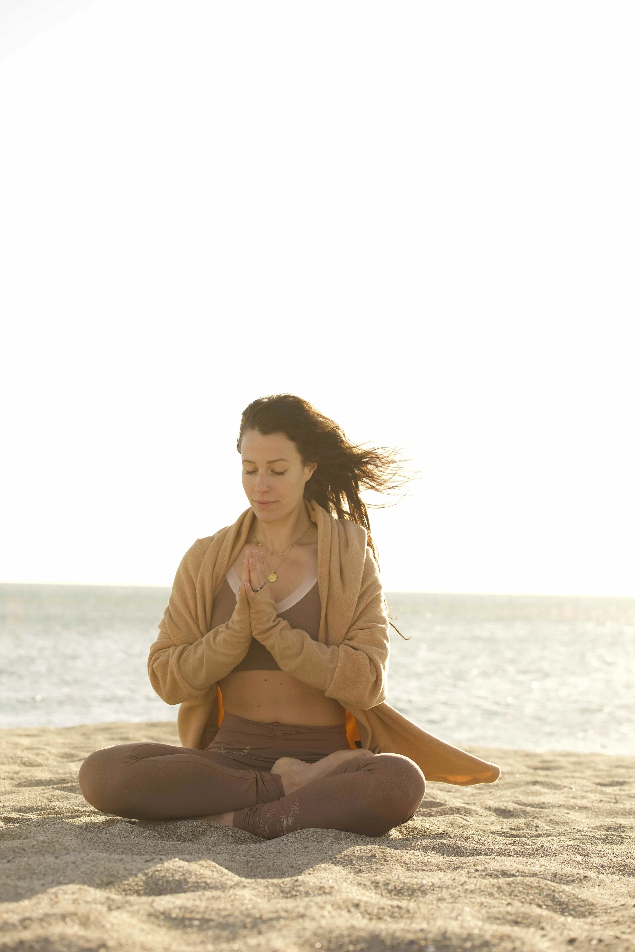 Discover yoga retreats in India with meditation, yin yoga, and sacred sites. Retreats in Rishikesh, Varanasi, and the Himalayas for deep inner renewal.