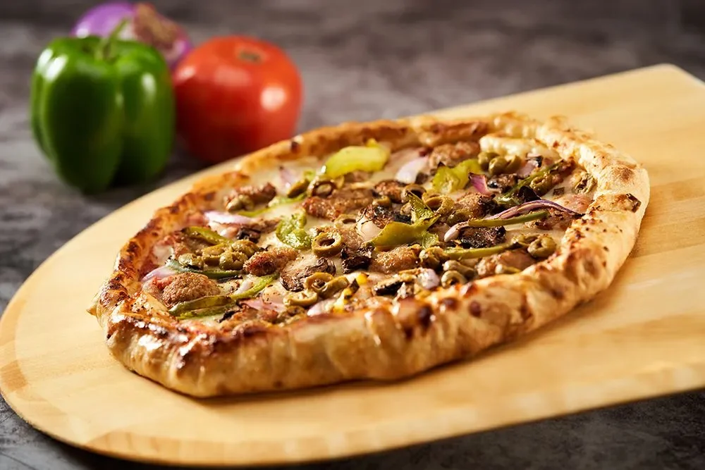 calvinos-pizza-gallery12-1920w.webp