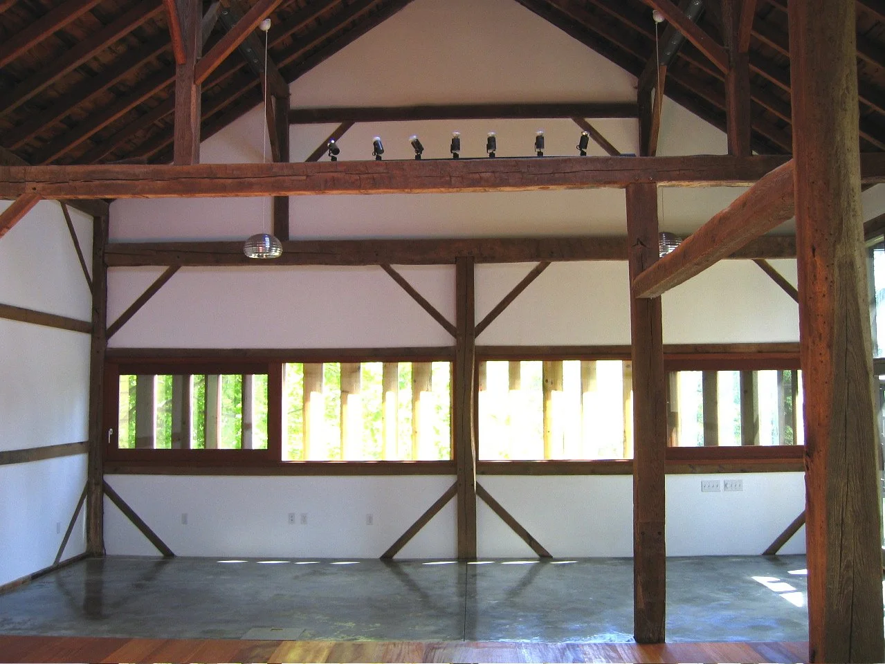 tobacco wind int2_1.jpg