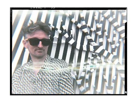 DEAD CENTRE SESSION: ELLIOT S + SECRET GUEST (PARIS)