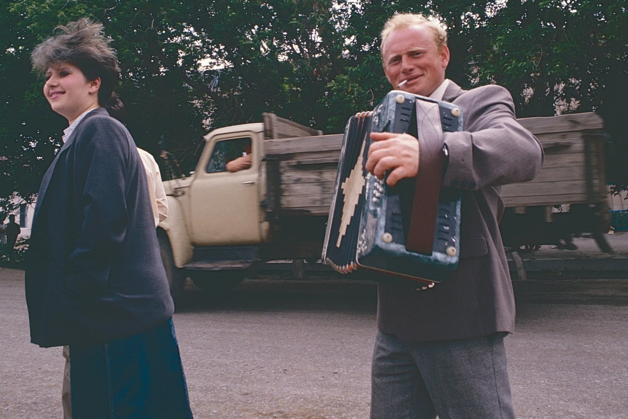 Free Soviet tune for weary cyclists.