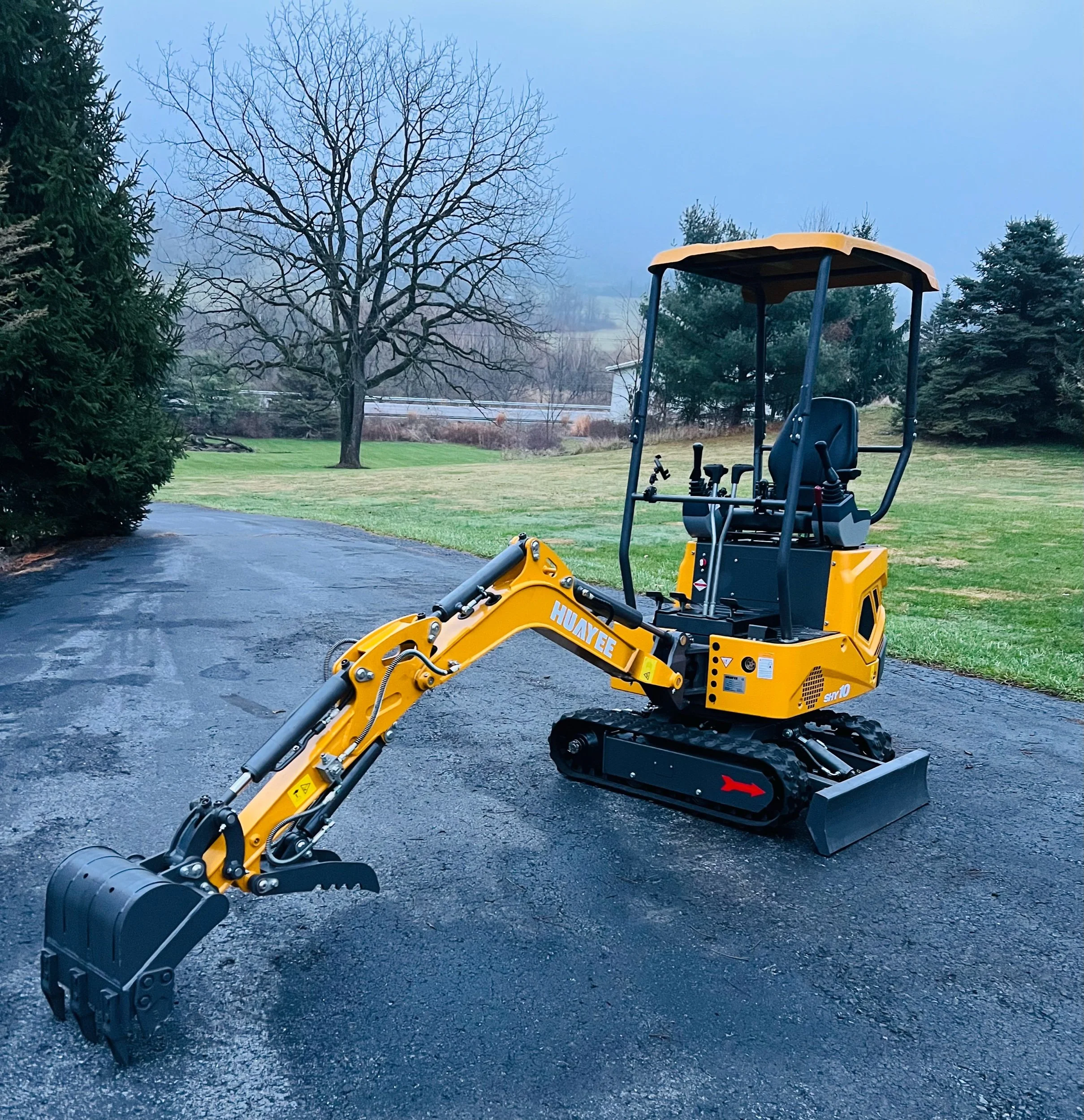 HUAYEE SHY10 MINI EXCAVATOR
