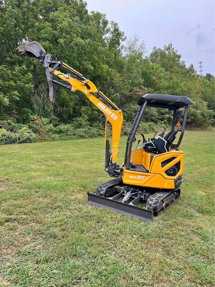 Huayee SHY27 Mini Excavator.jpg