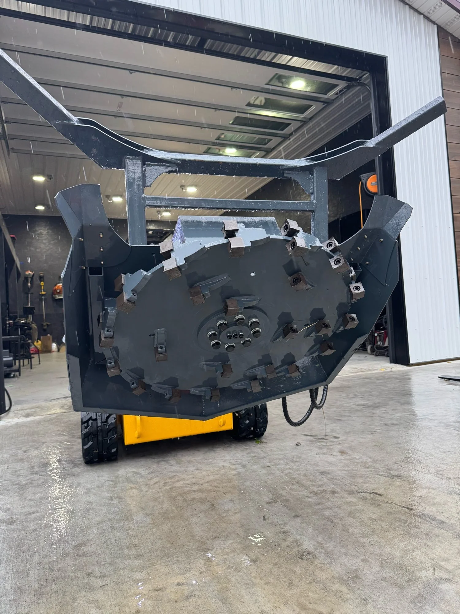 Mini skid steer disc mulcher 33 inch rotating disc and teeth Altoona PA