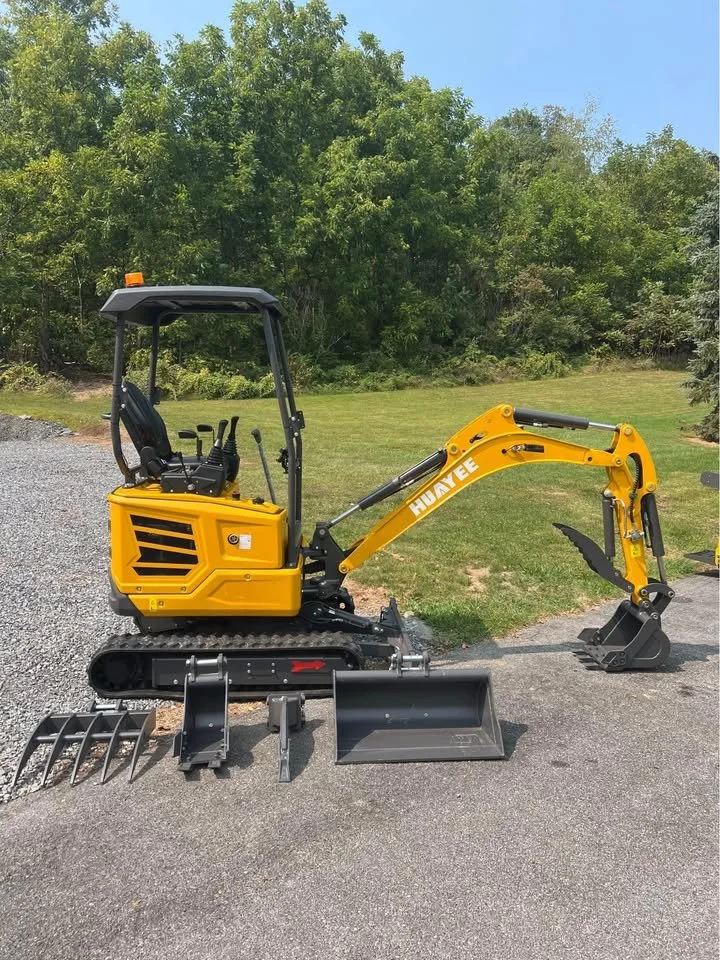 HUAYEE SHY20 MINI EXCAVATOR