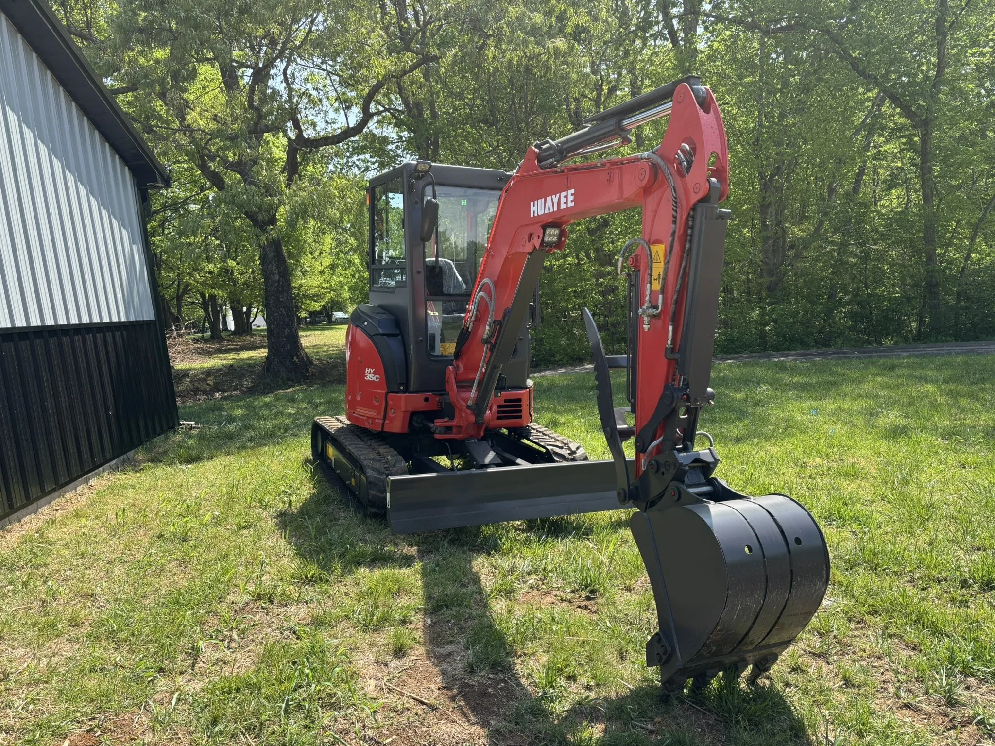 Huayee HY35C mini excavator for sale – TractorSource Altoona PA – front side view