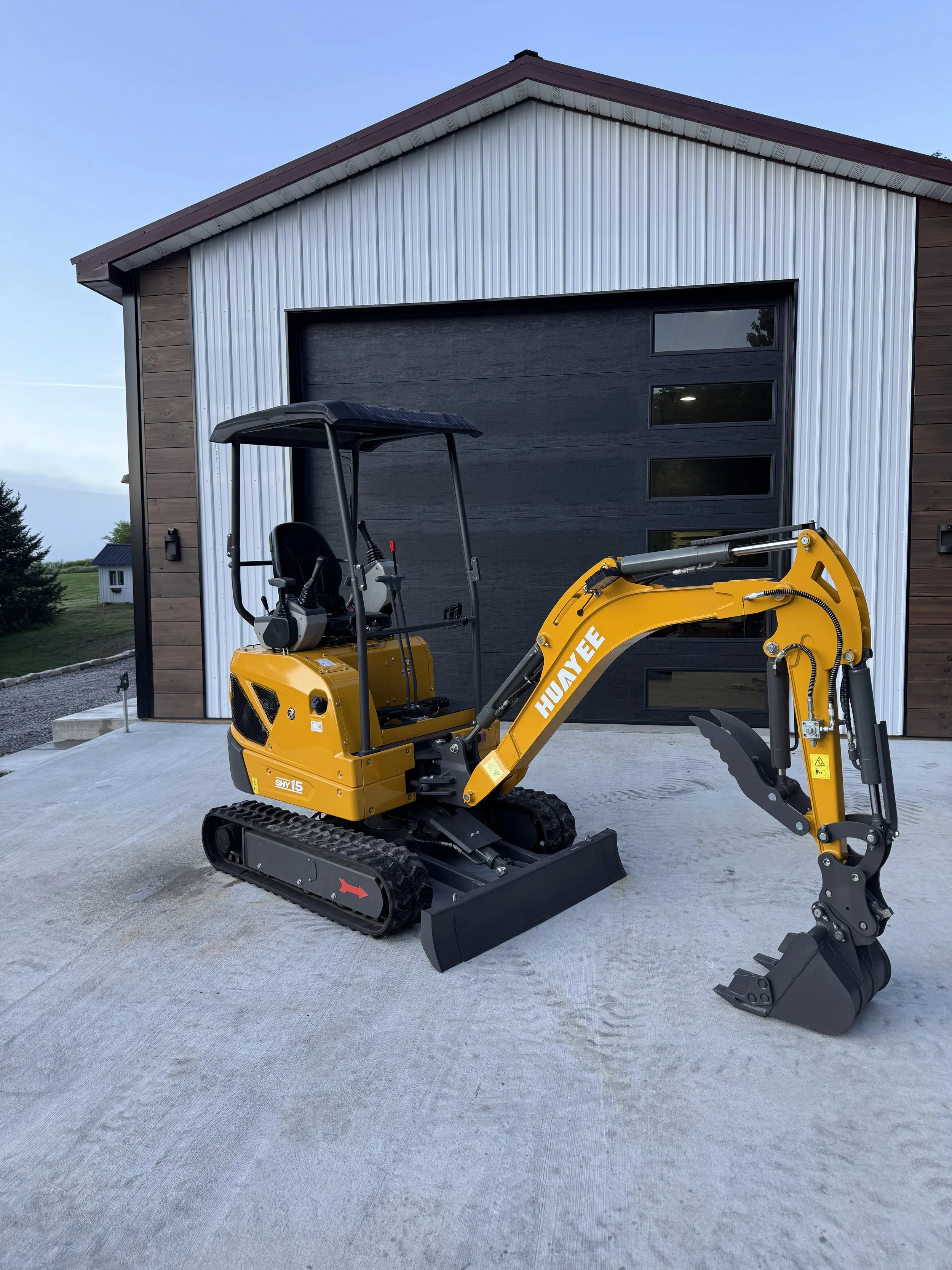 Huayee SHY15 mini excavator for sale – TractorSource Altoona PA – view 13