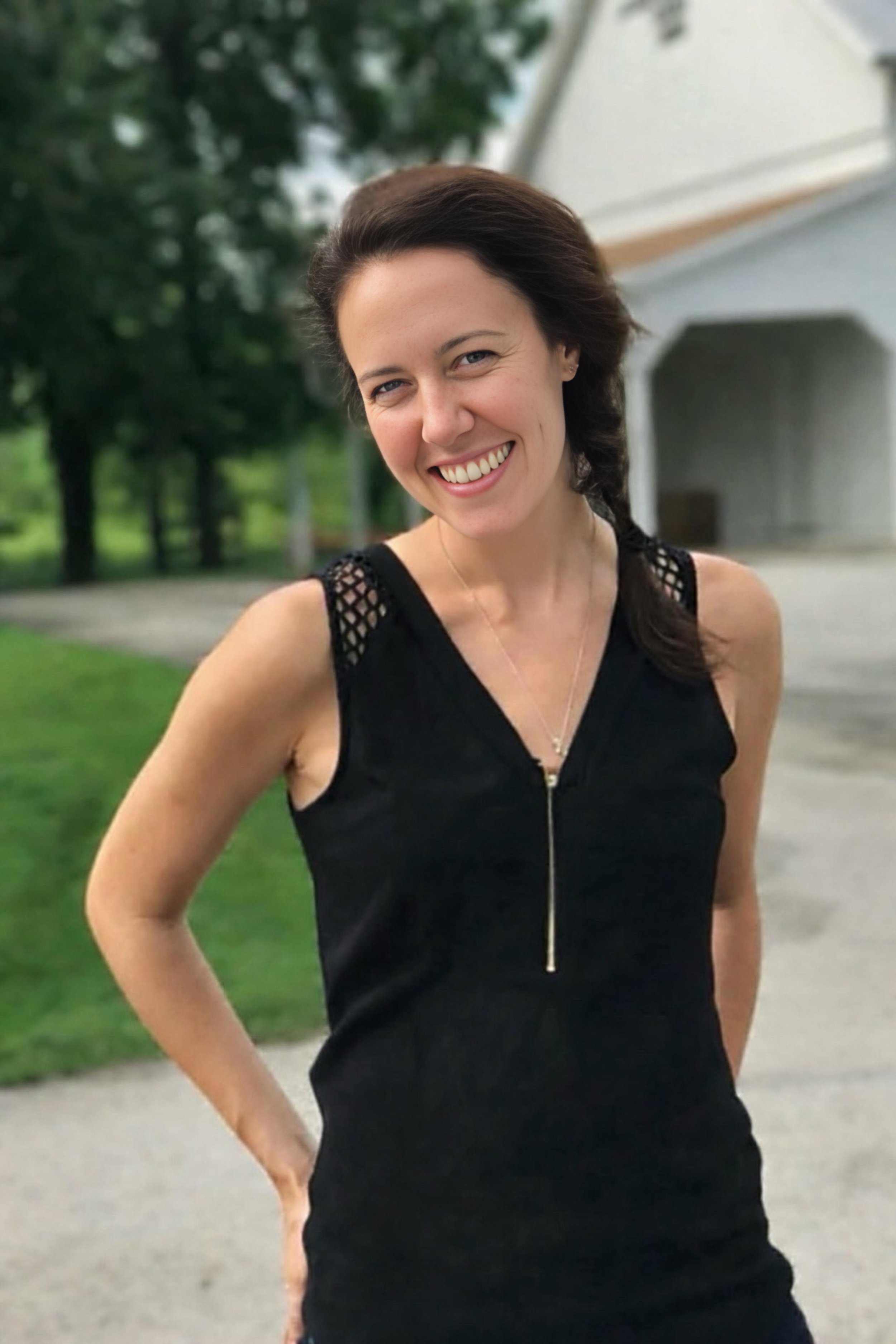 gay female trauma and chronic illness therapist online therapy in ohio