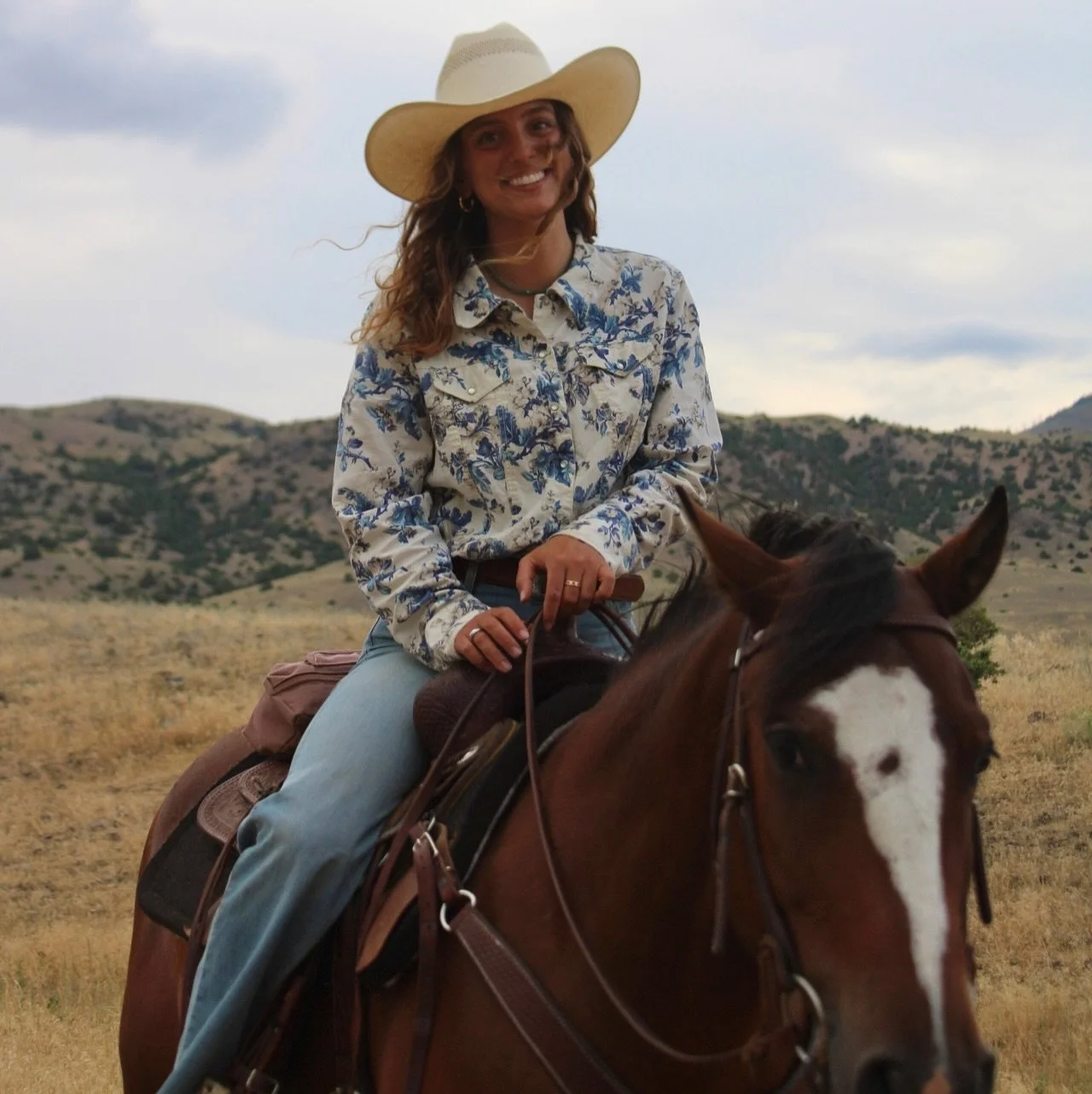 still riding ponies !