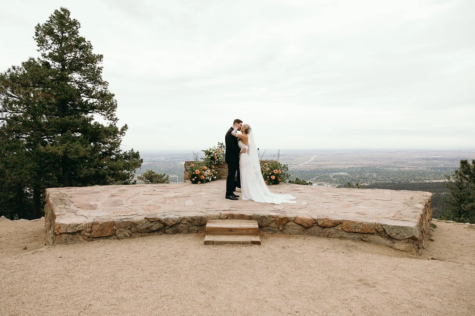 sunrise-amphitheater-elopement-44_websize.jpg