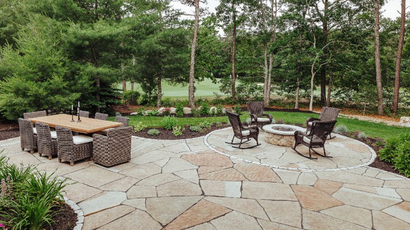 Irregular Flagstones tie the outdoor living space together