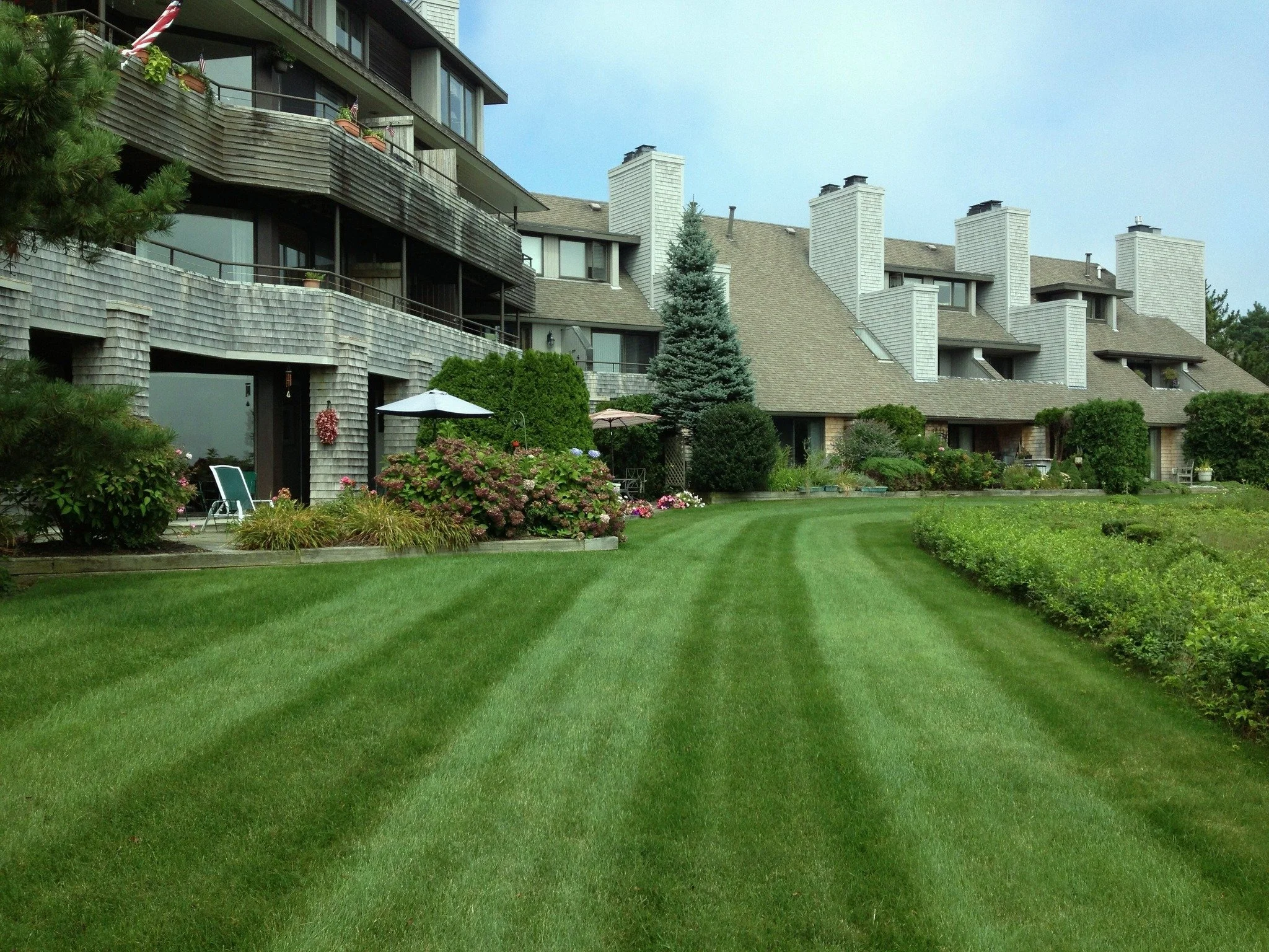 What Goes Into a Lawn Fertilization Program in Pembroke and Kingston, MA