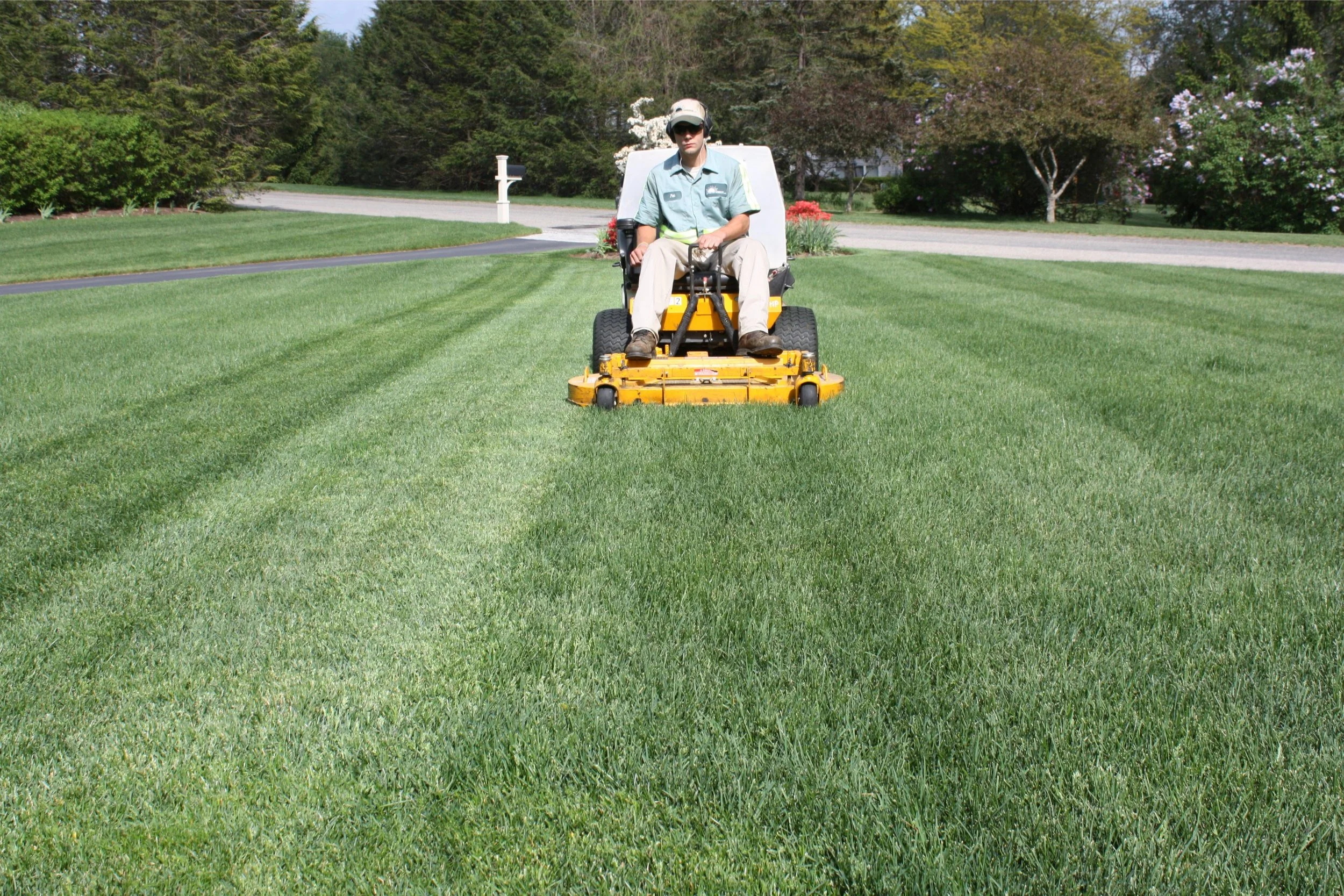 Lawn fertilization for commercial property in Kingston, MA