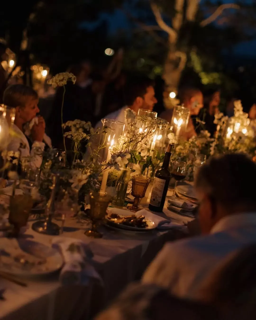 Candles flicker, tables glow, and the evening comes alive. With Renowned Event Rentals, every detail is curated to create a reception that feels unforgettable.

Learn more at the link in bio✨

Rentals: @renowned.events
Photographer: @ariele_photograp