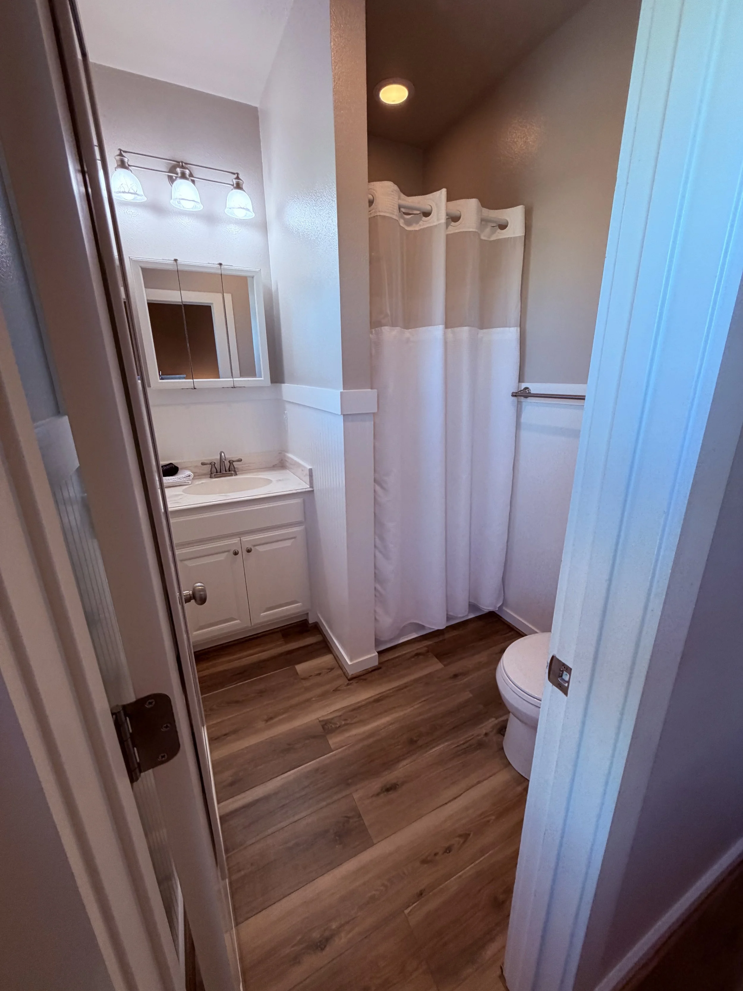 Master Bathroom.jpeg